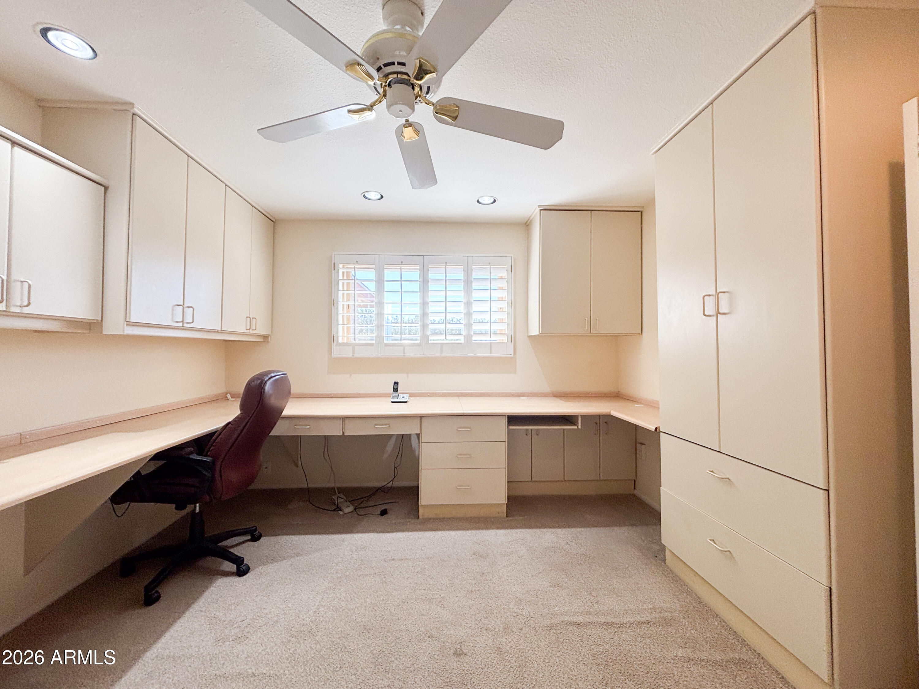 FAIRWAY ACRES - Residential