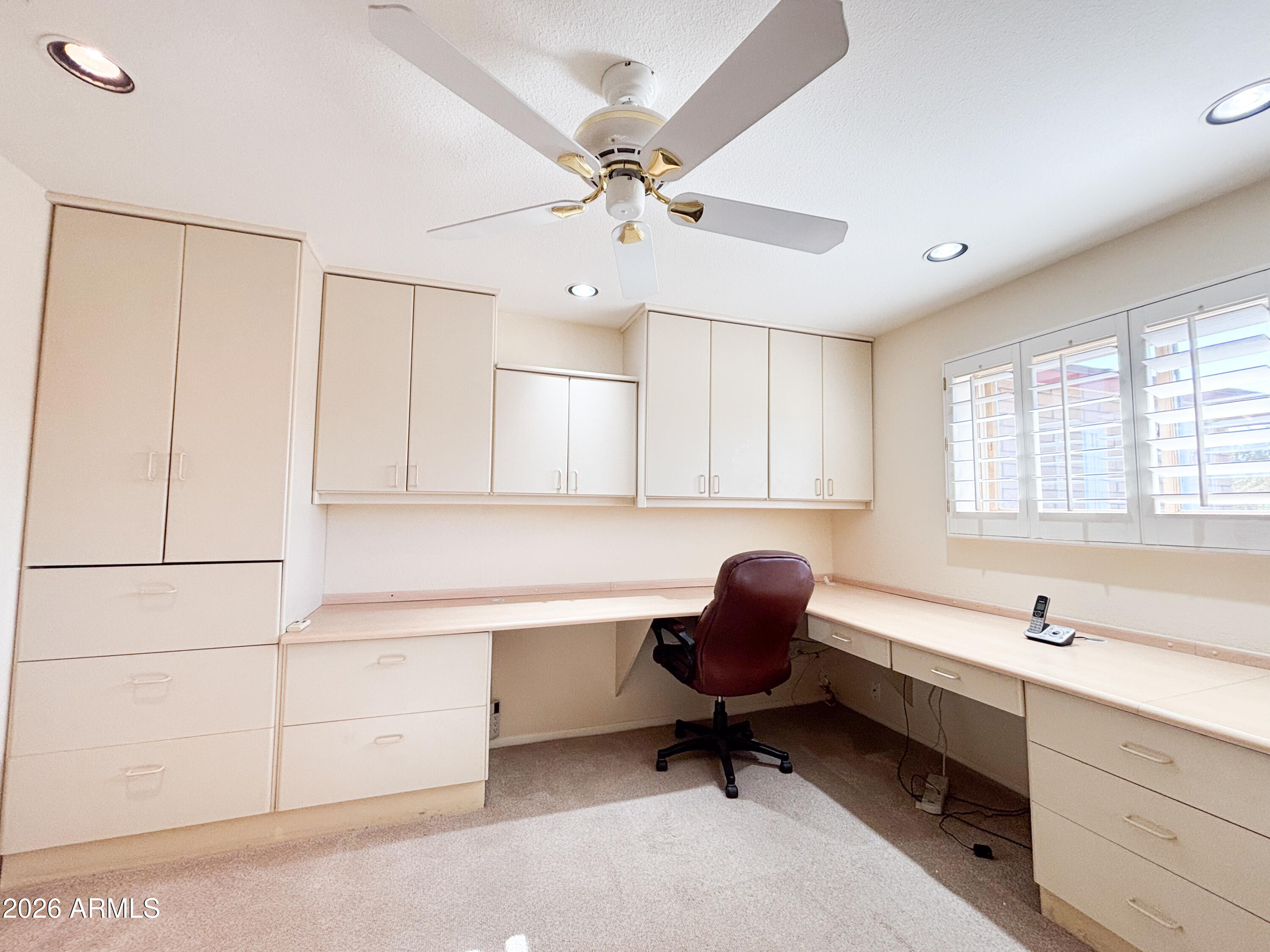 FAIRWAY ACRES - Residential