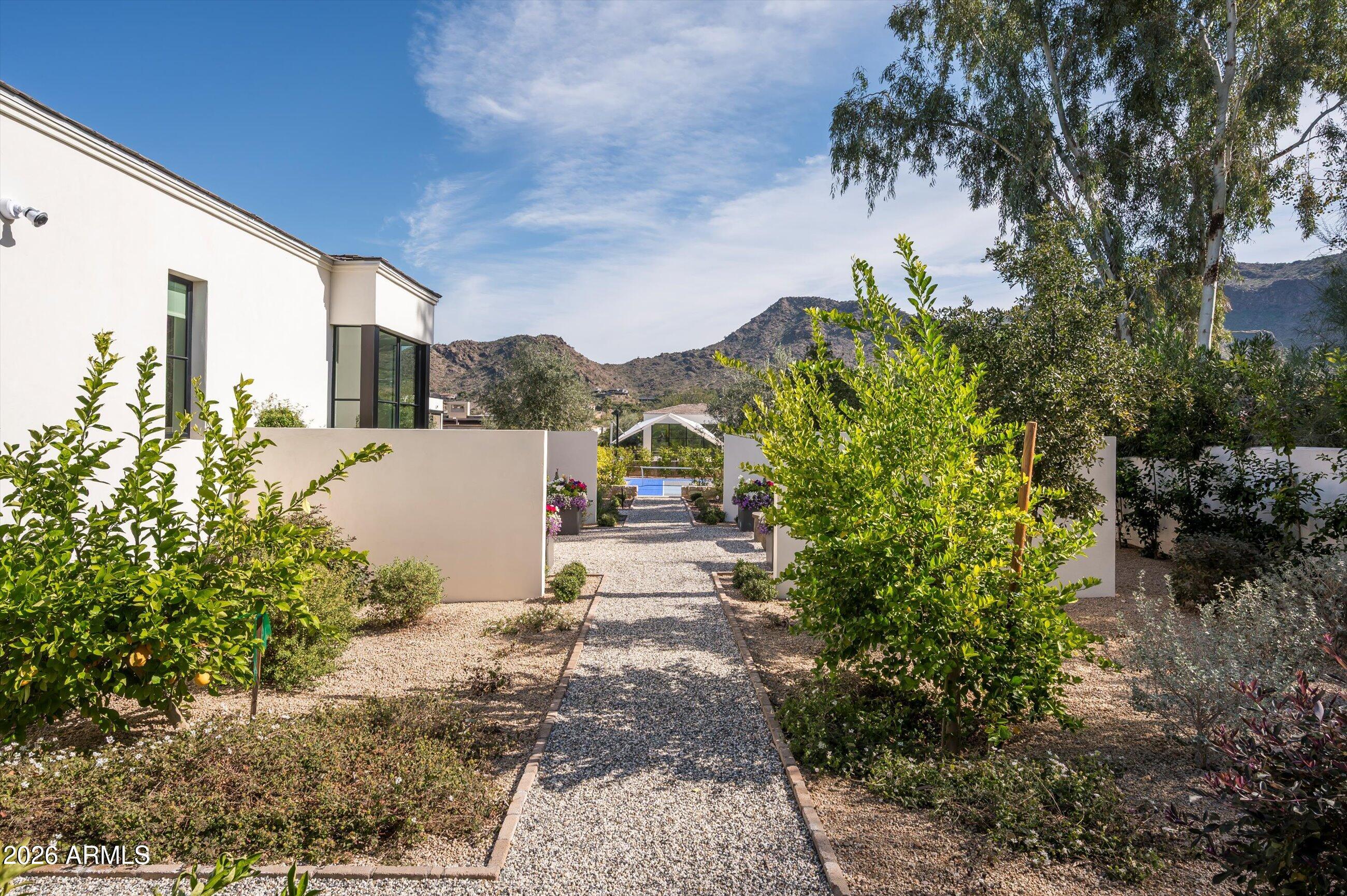 FRANCISCAN TERRACE - Residential