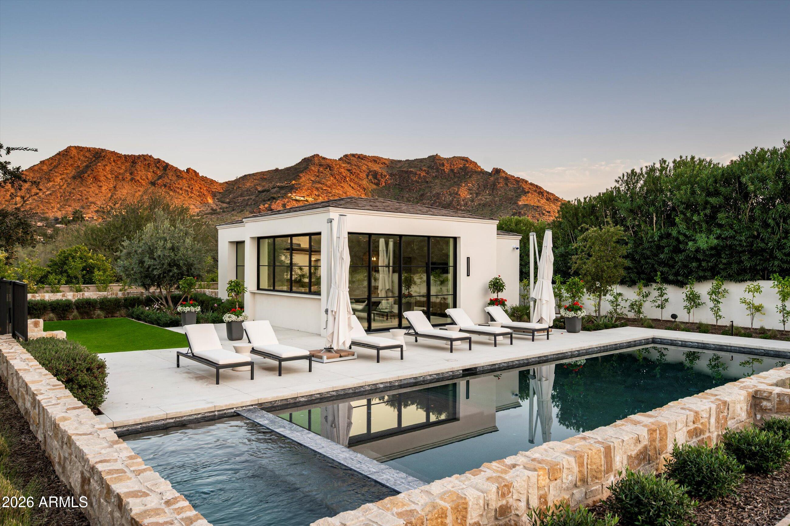 FRANCISCAN TERRACE - Residential