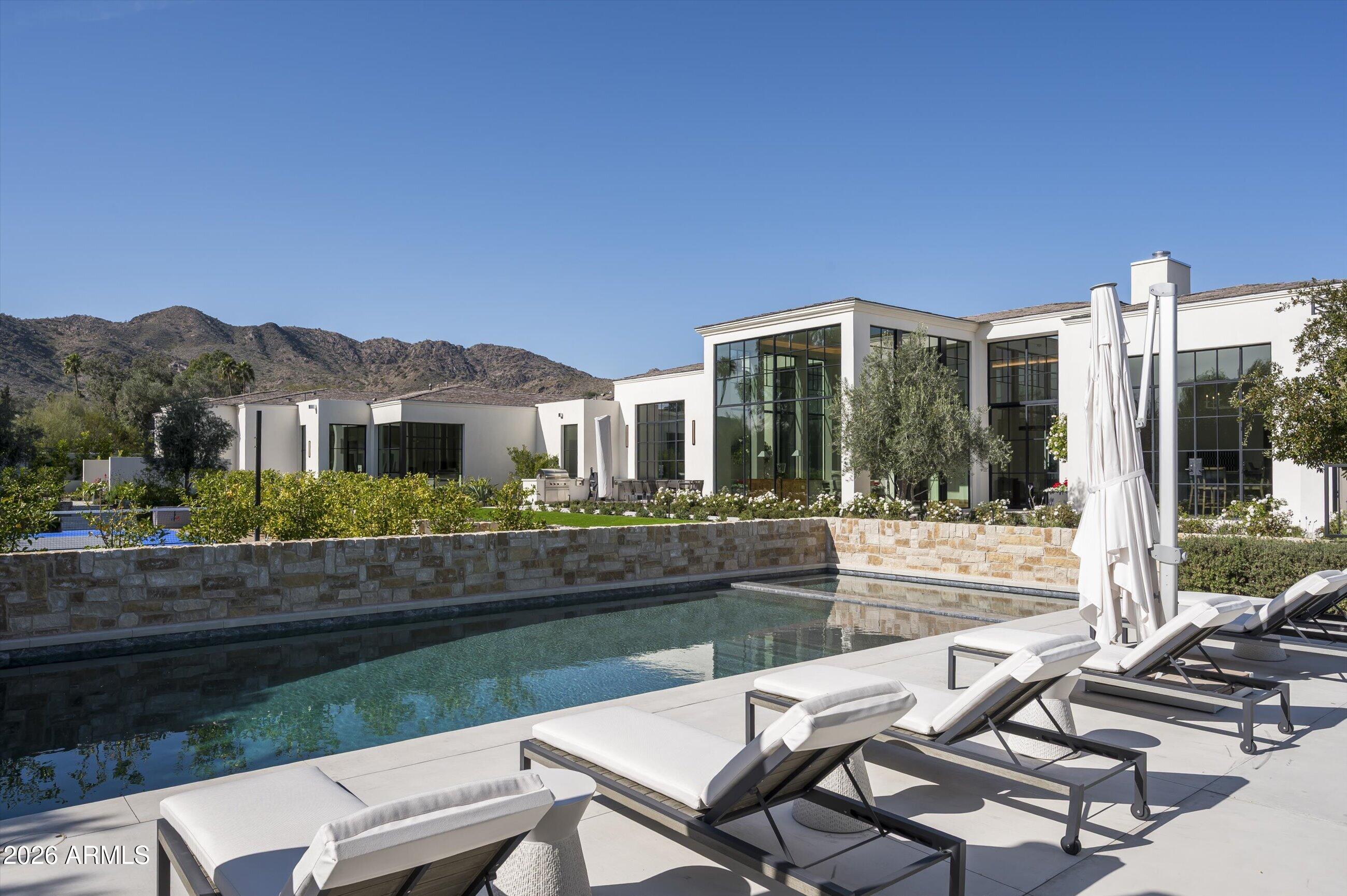 FRANCISCAN TERRACE - Residential