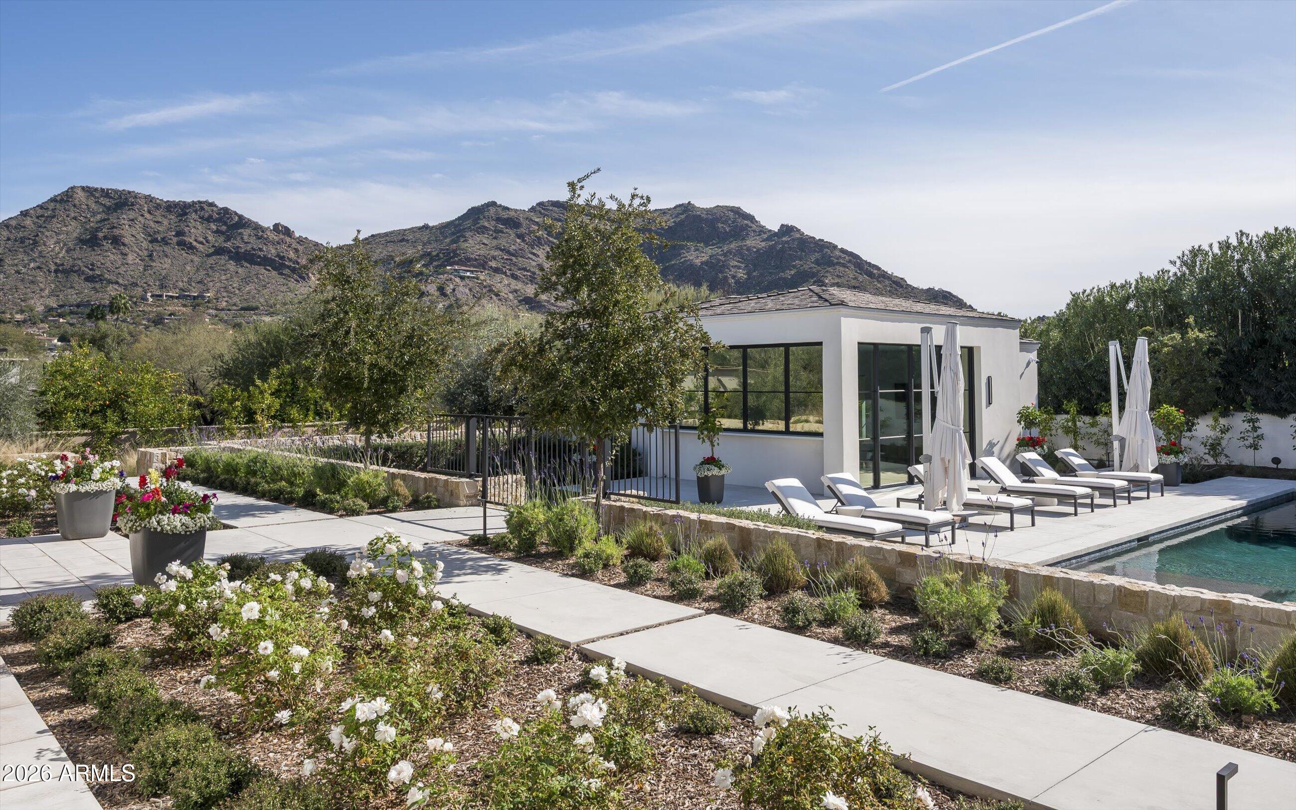 FRANCISCAN TERRACE - Residential