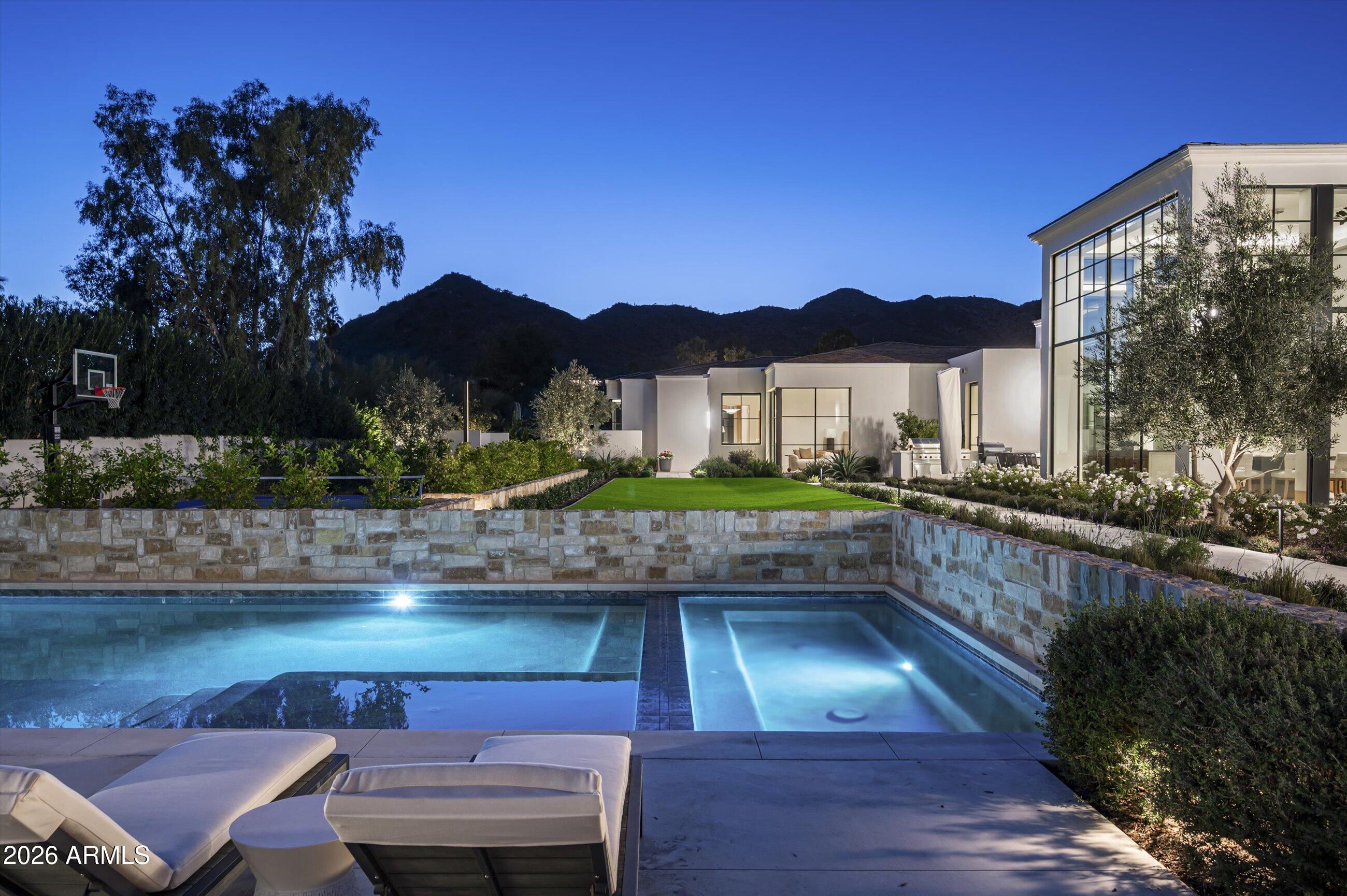 FRANCISCAN TERRACE - Residential