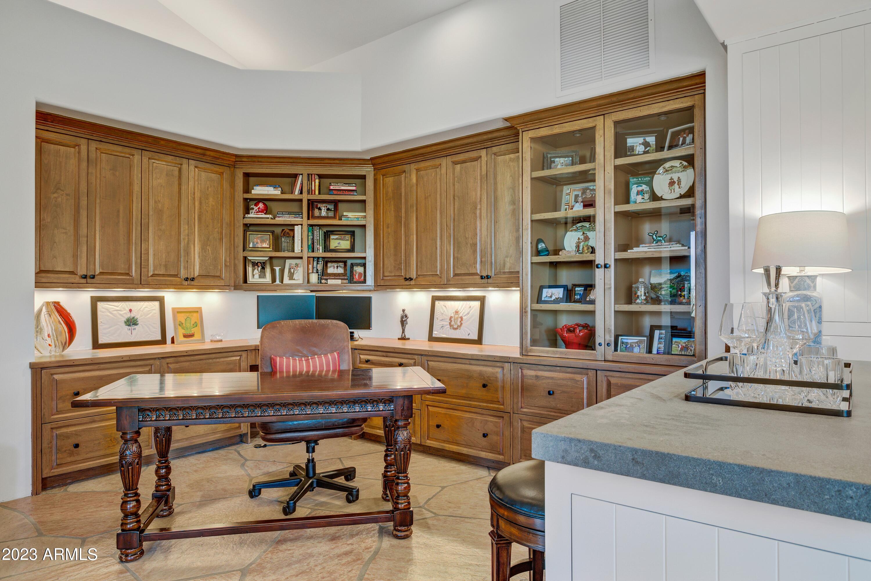 Estancia - Residential