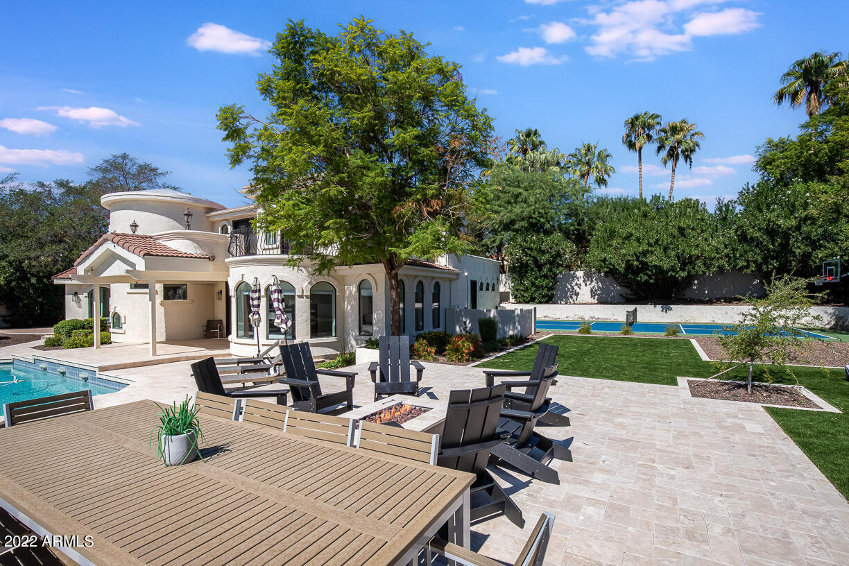 SCOTTSDALE FOOTHILLS - Residential