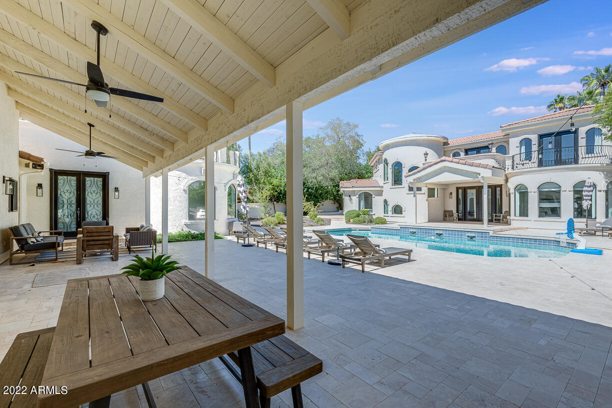 SCOTTSDALE FOOTHILLS - Residential