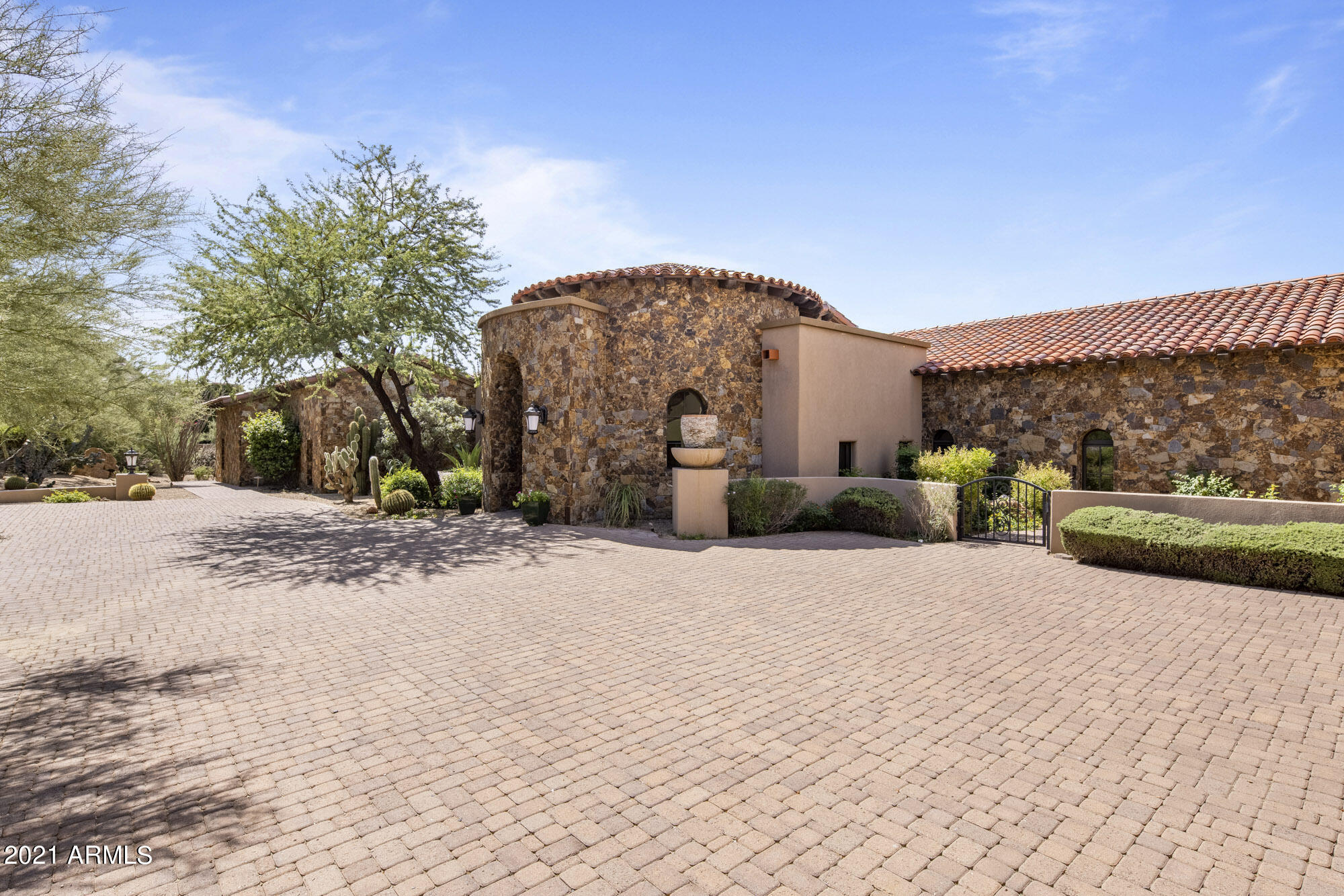 ESTANCIA-PHASE 1 - Residential