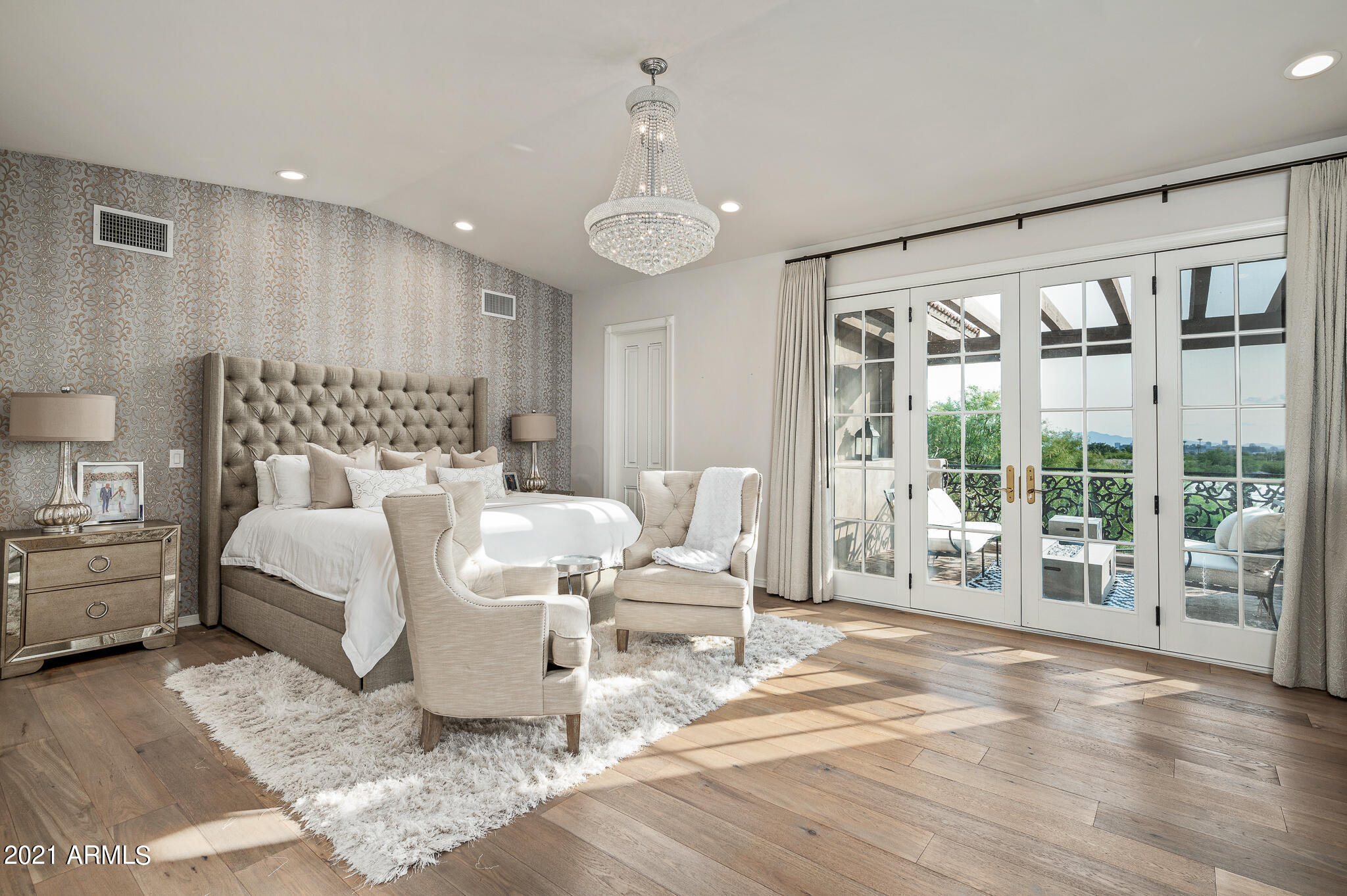 PARADISE MANSION ESTATES - Residential