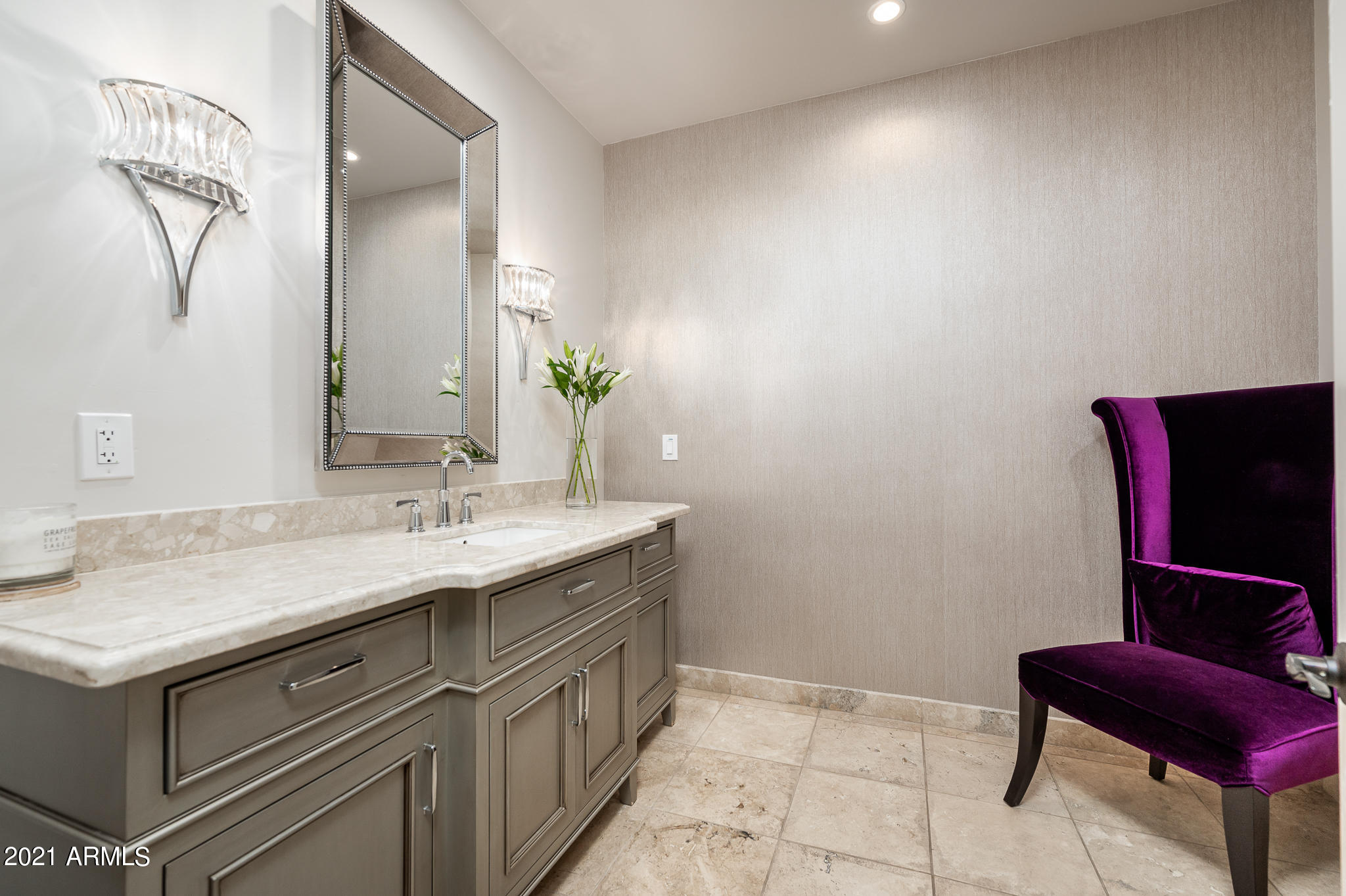 PARADISE MANSION ESTATES - Residential