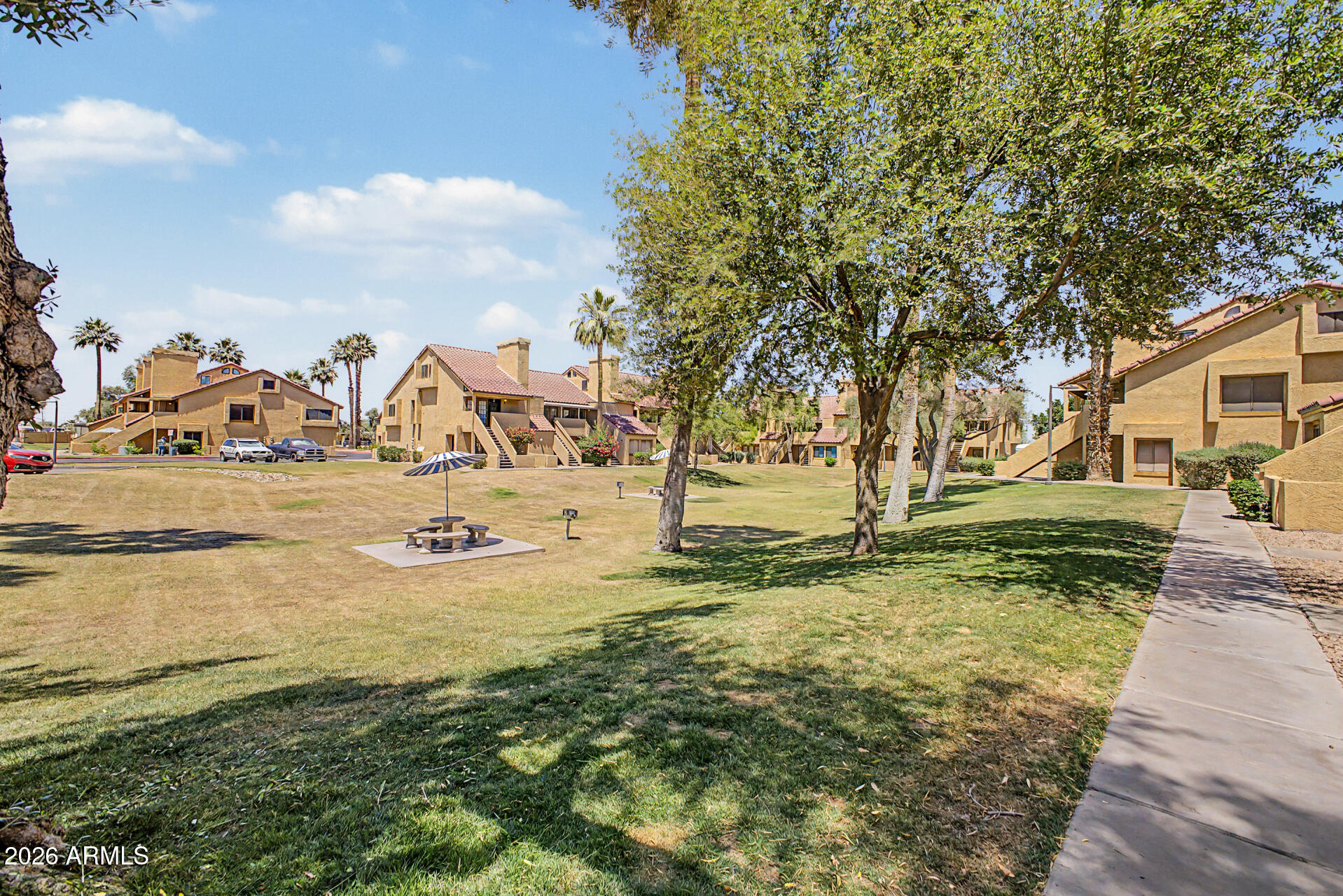 CASA LOS CERROS - Residential
