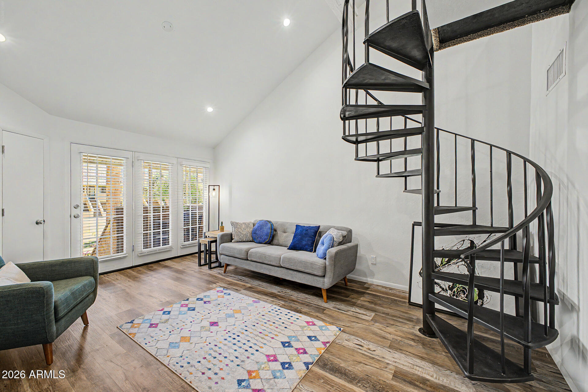 CASA LOS CERROS - Residential
