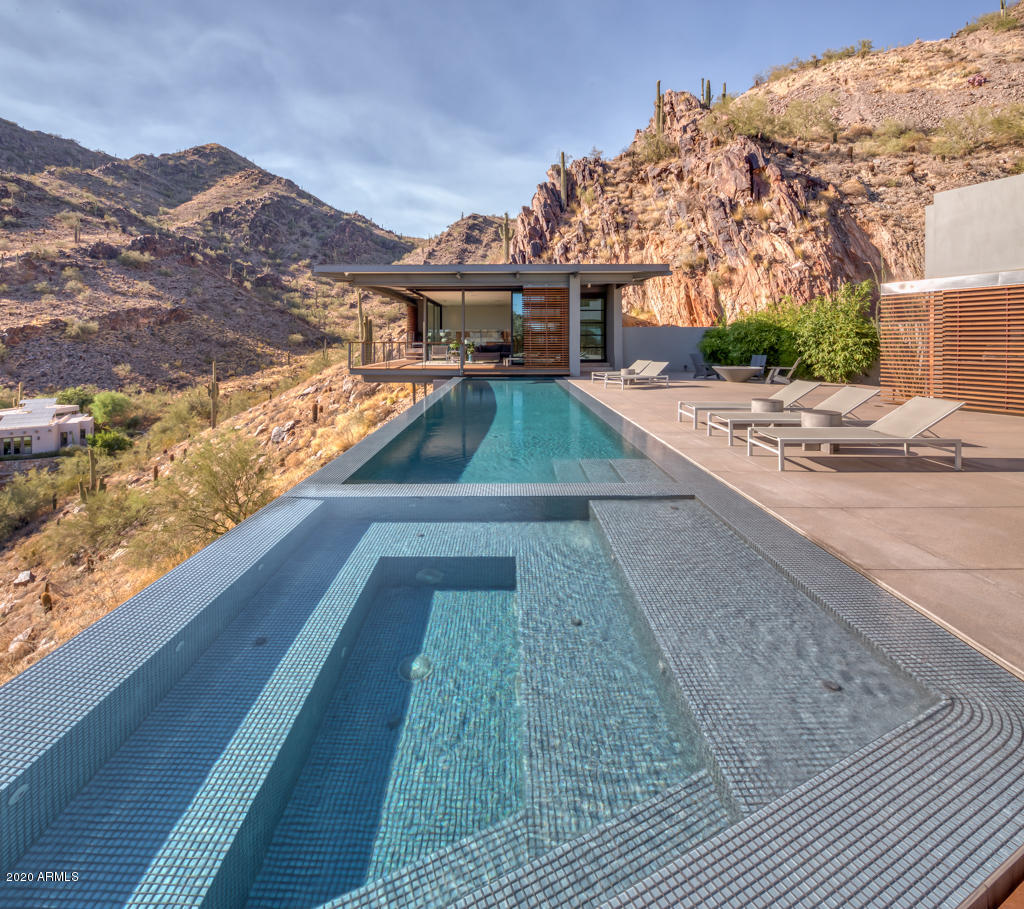 CLEARWATER HILLS - Residential