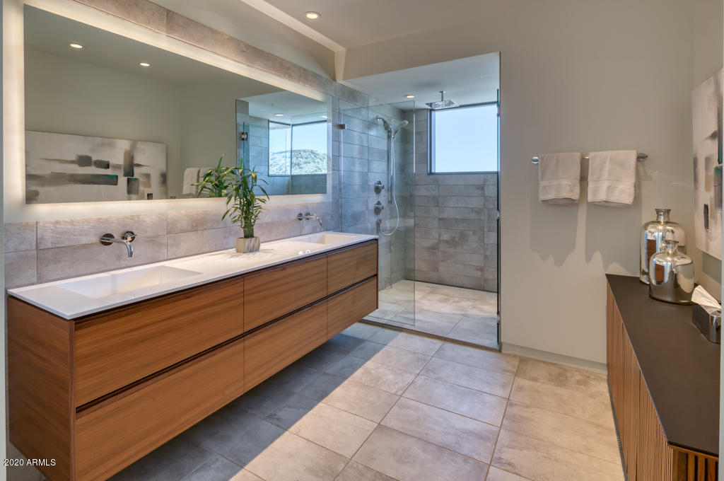 CLEARWATER HILLS - Residential