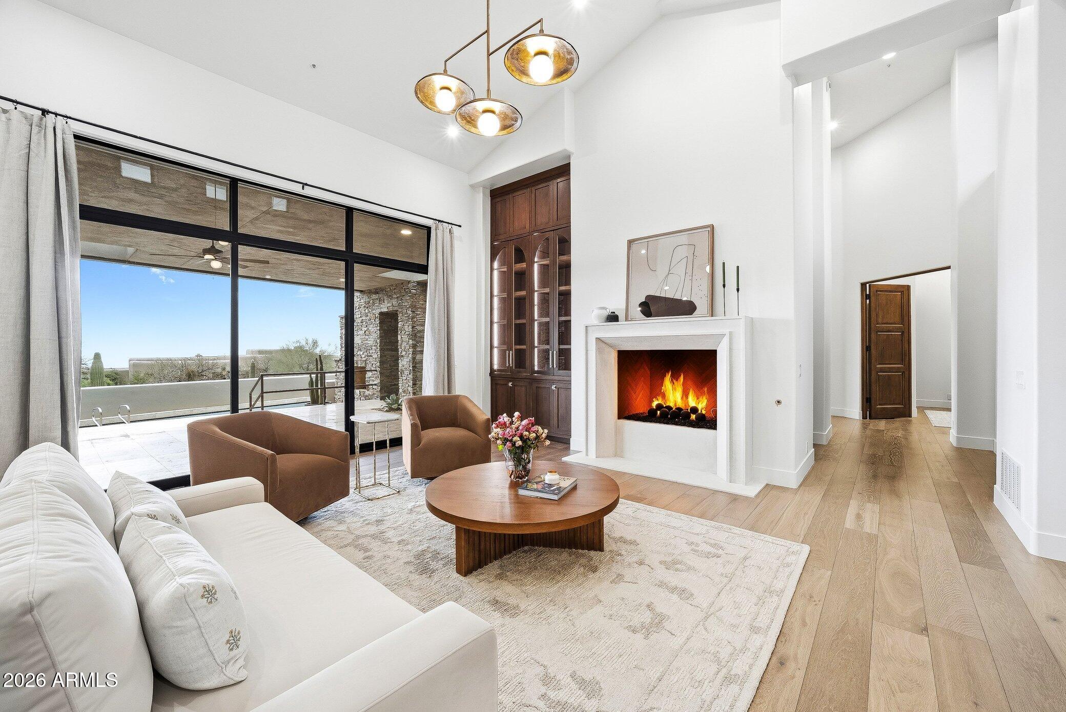 DESERT MOUNTAIN - Residential