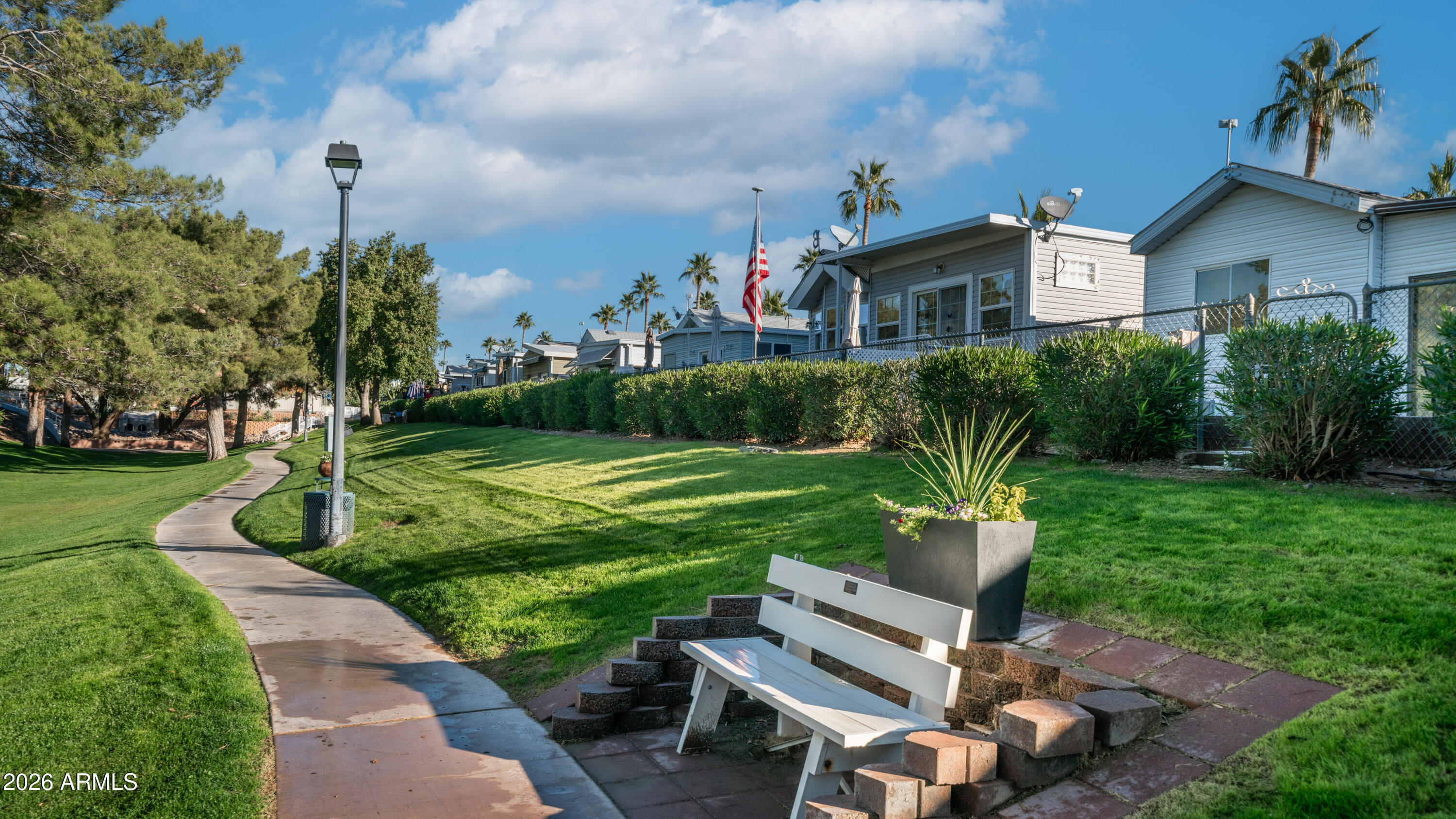 GOLDEN VISTA - Residential