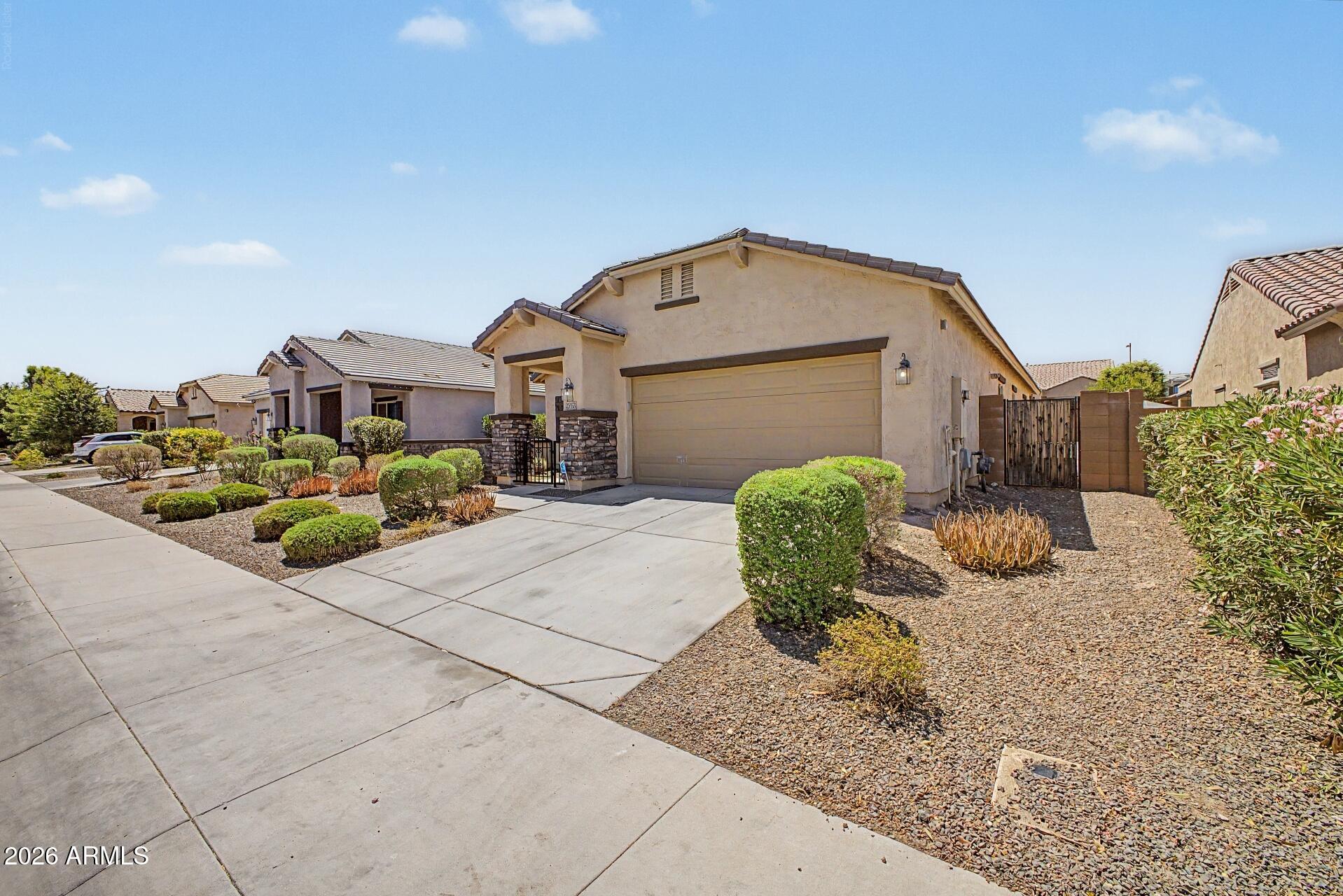 FESTIVAL FOOTHILLS PHASE 2 UNIT 19 - Residential