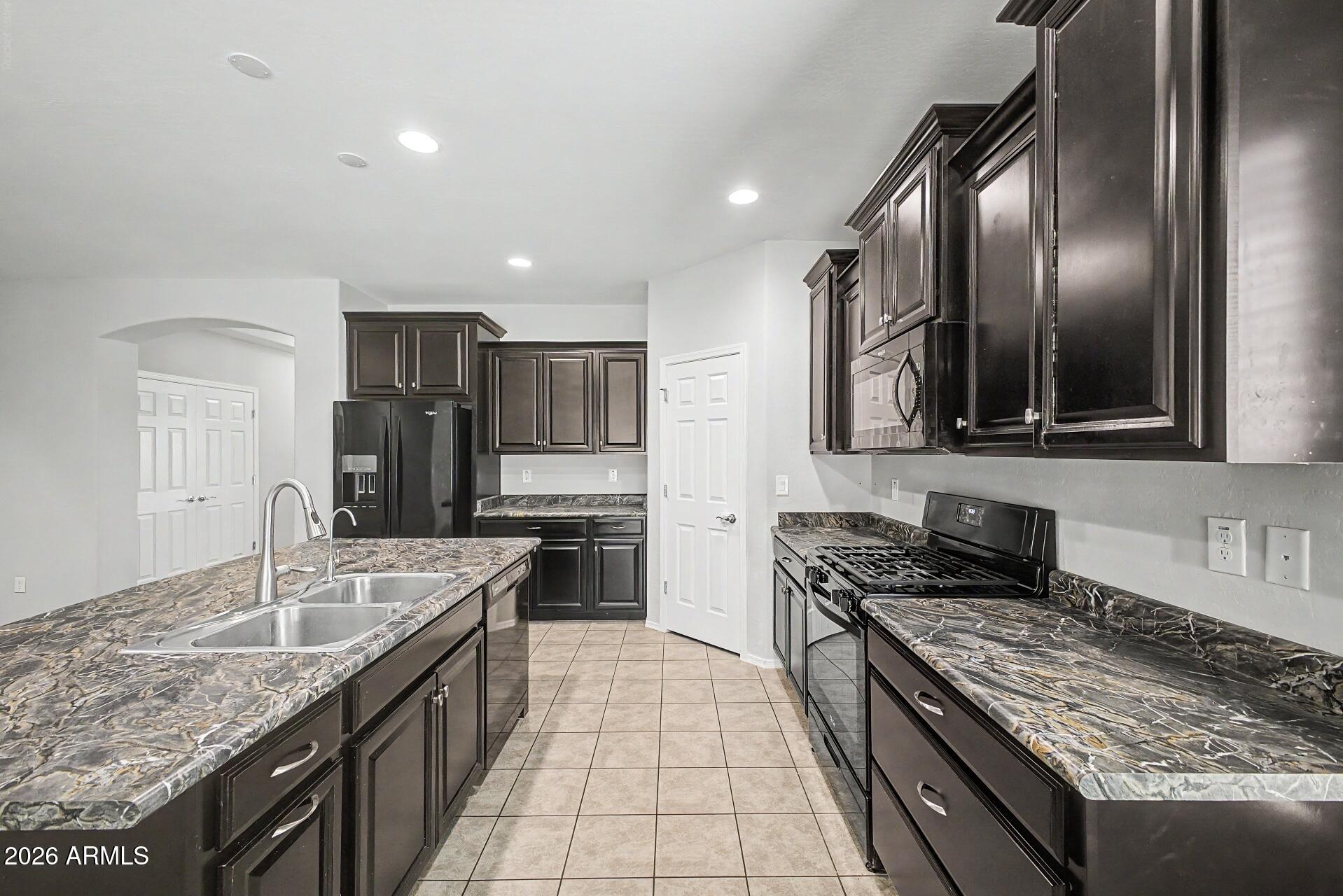 FESTIVAL FOOTHILLS PHASE 2 UNIT 19 - Residential