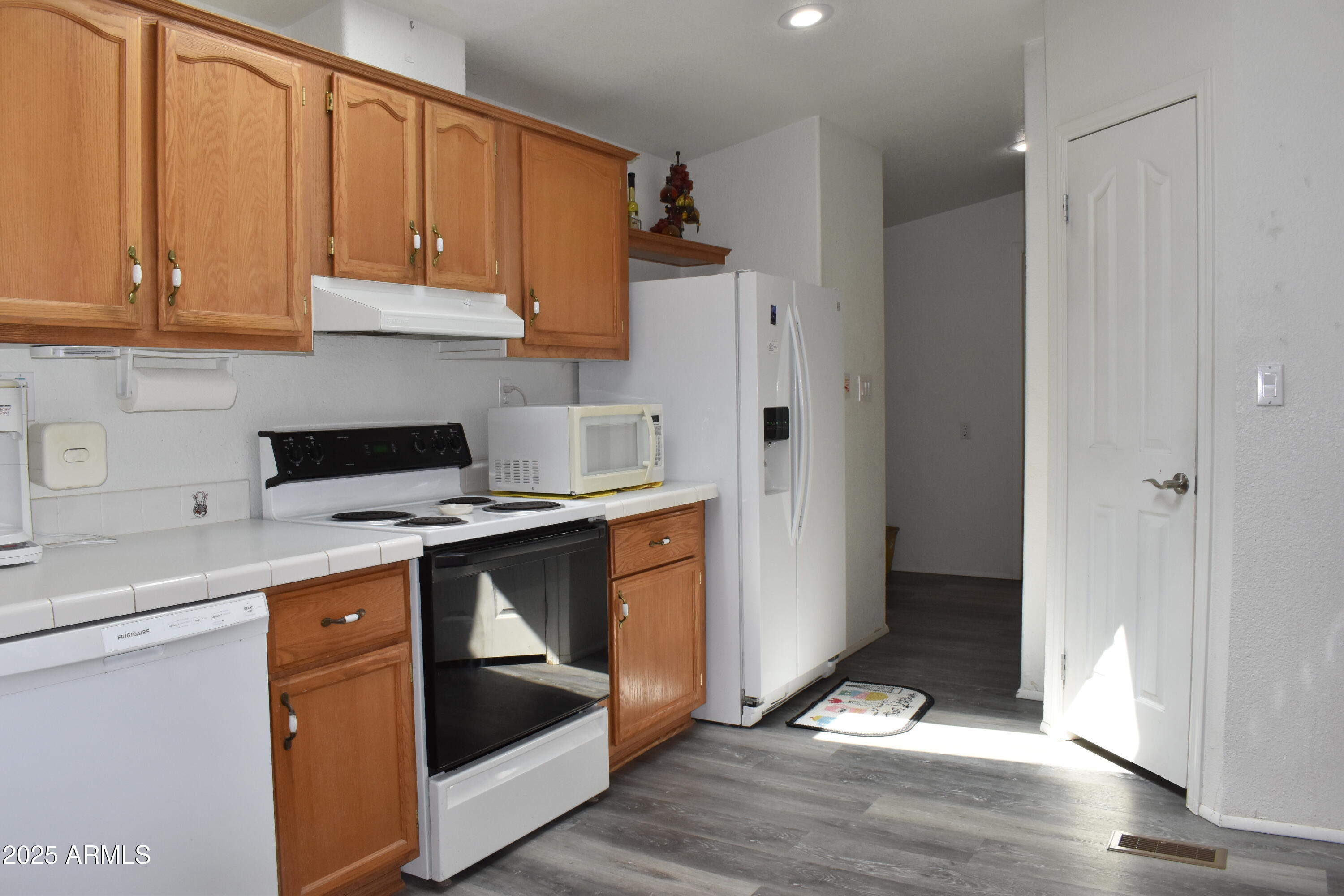 FLORENCE GARDENS UNIT E - Residential
