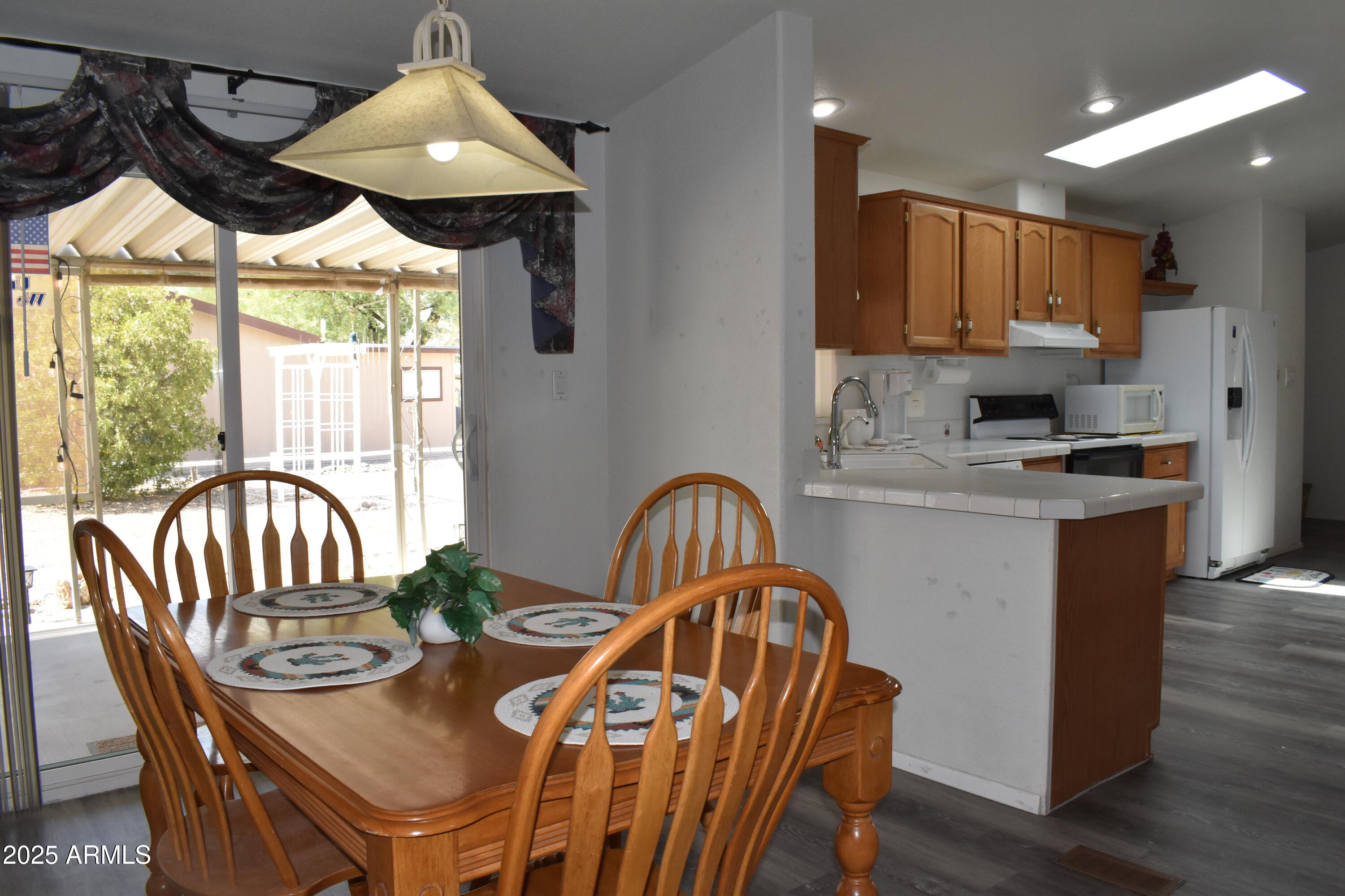 FLORENCE GARDENS UNIT E - Residential