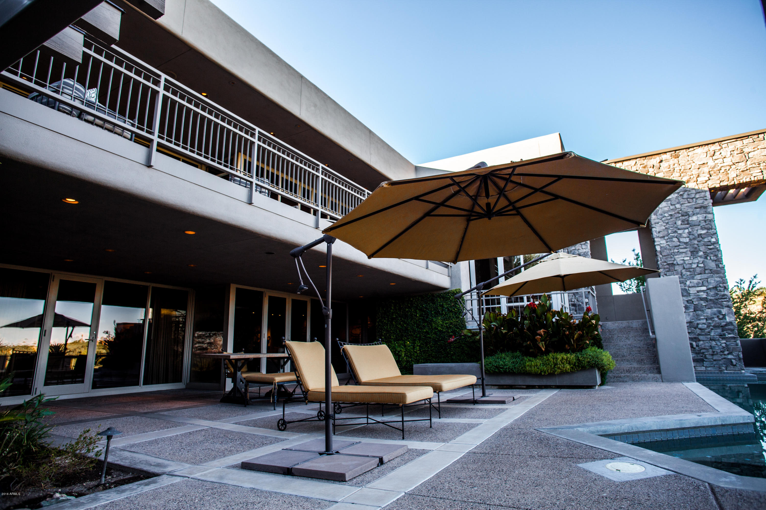 Paradise Mansion Estates - Residential