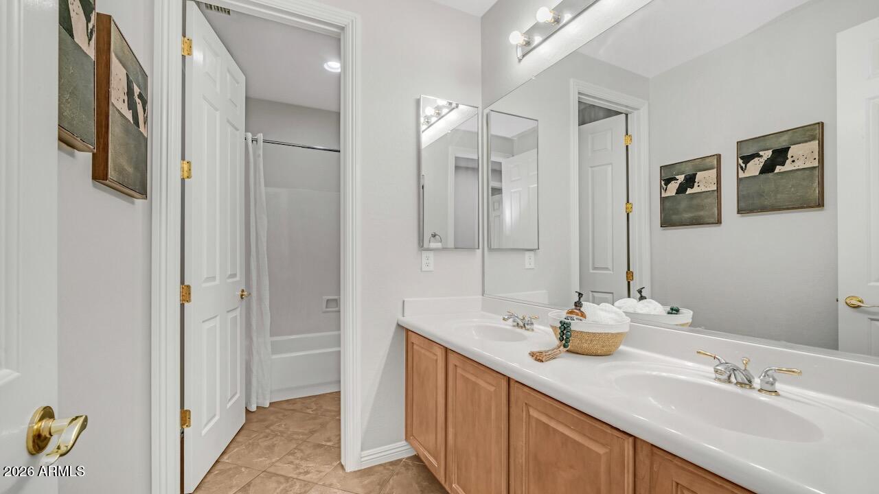 ANTHEM UNIT 39 - Residential