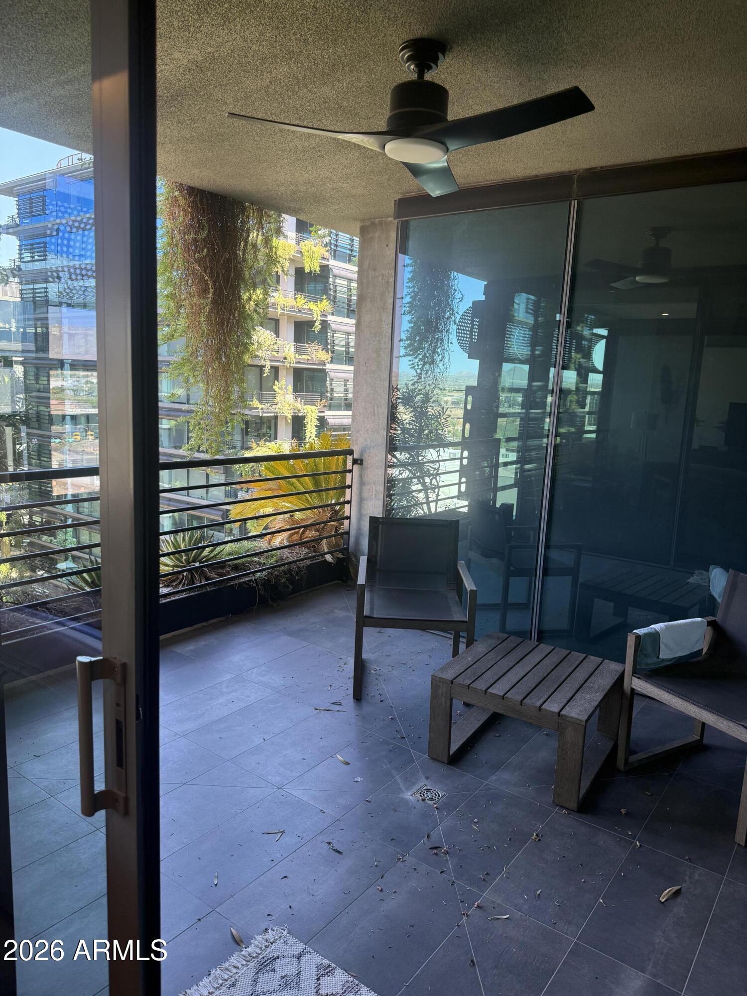 OPTIMA KIERLAND CENTER 7120 CONDOMINIUM 2ND AMD - Residential Lease