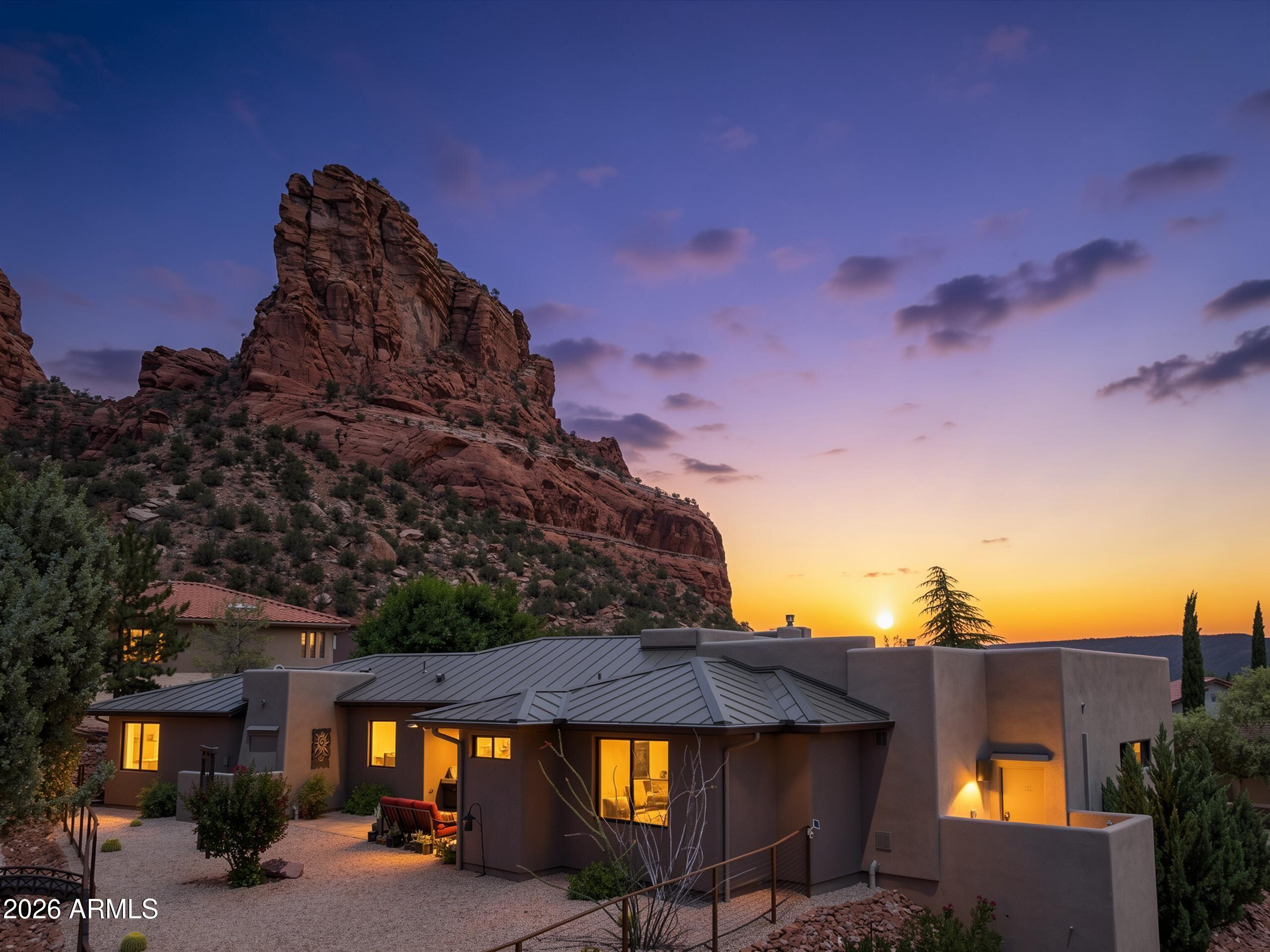 RED ROCK COVE - Residential