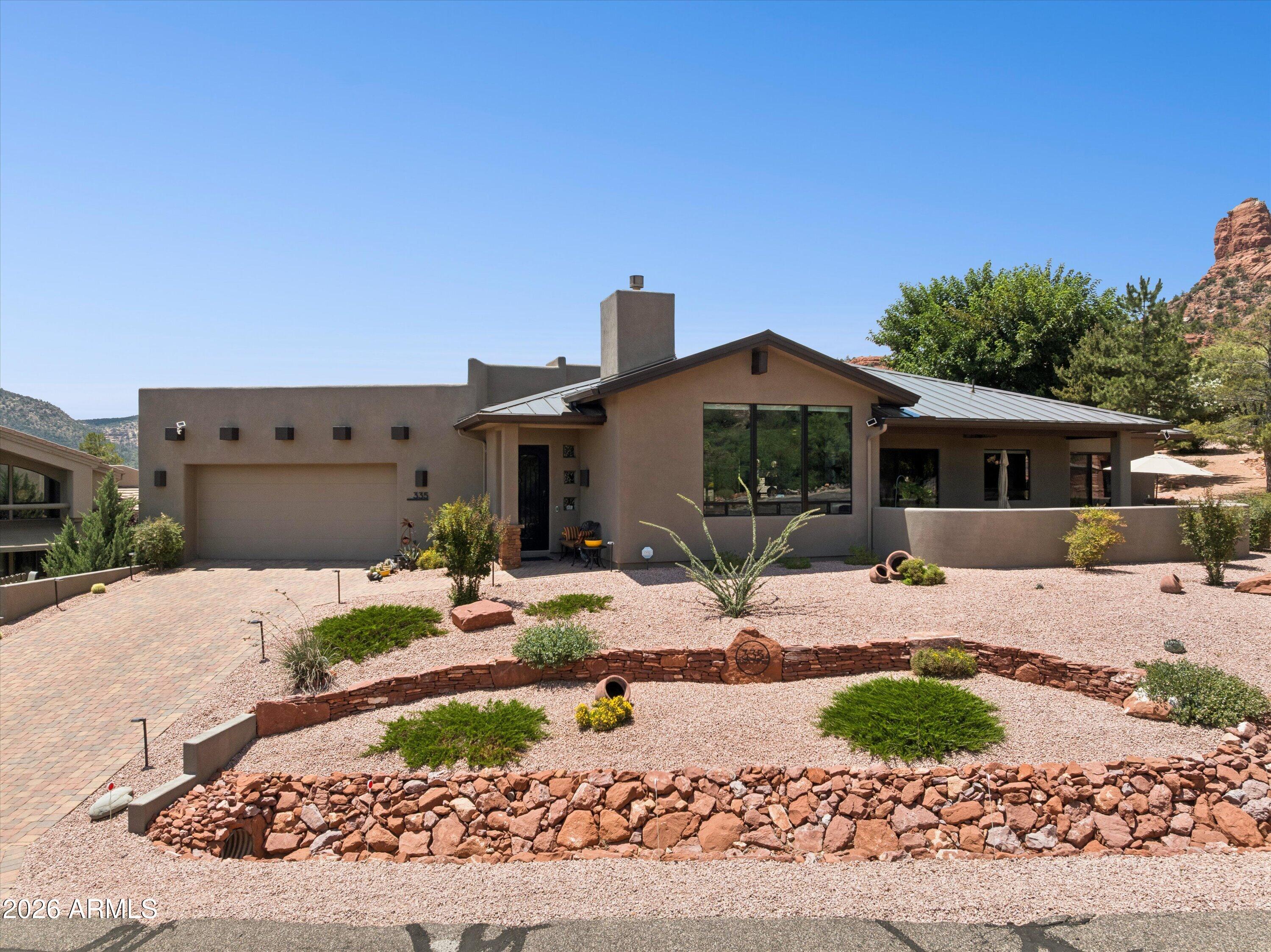 RED ROCK COVE - Residential