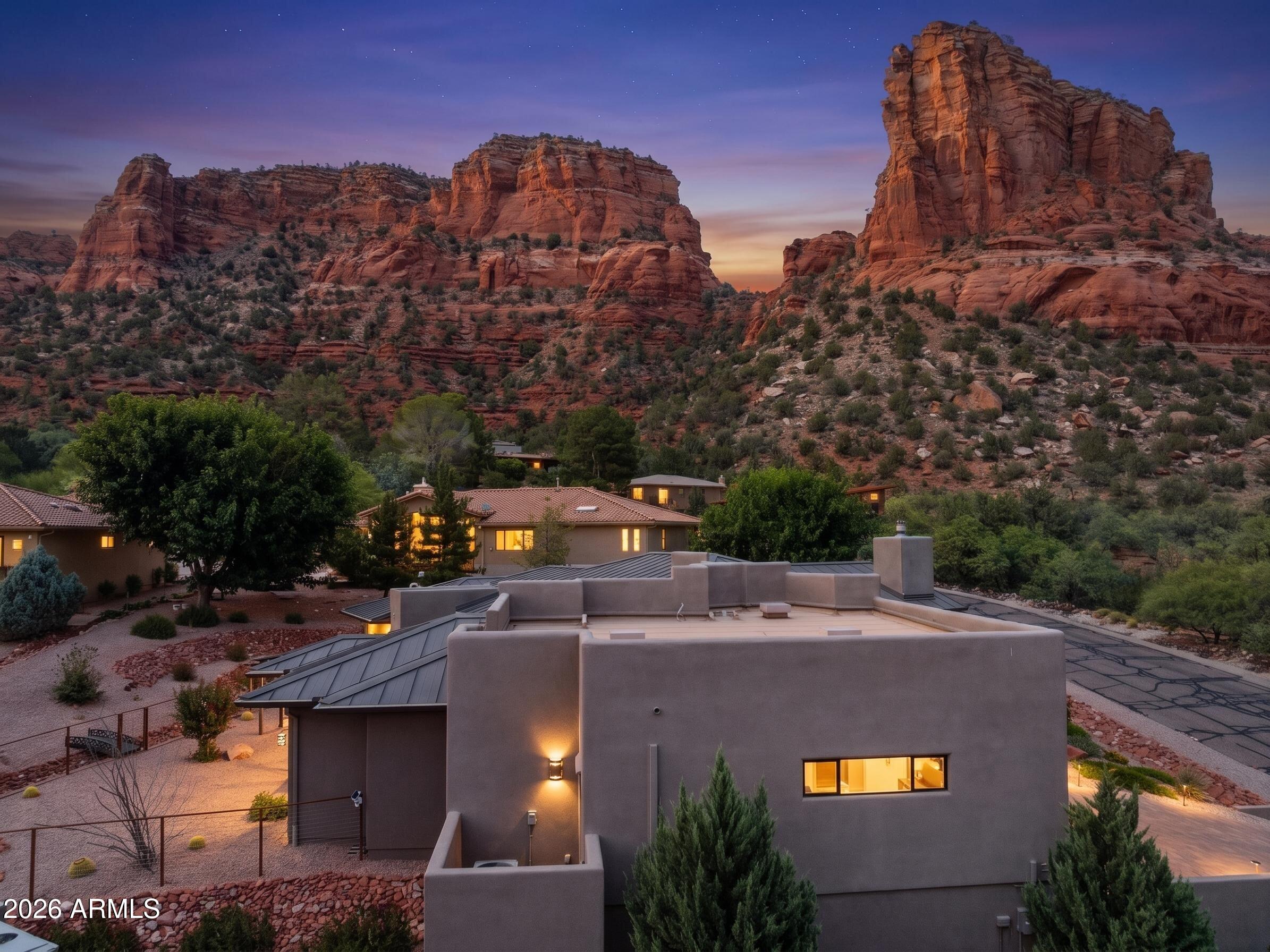 RED ROCK COVE - Residential