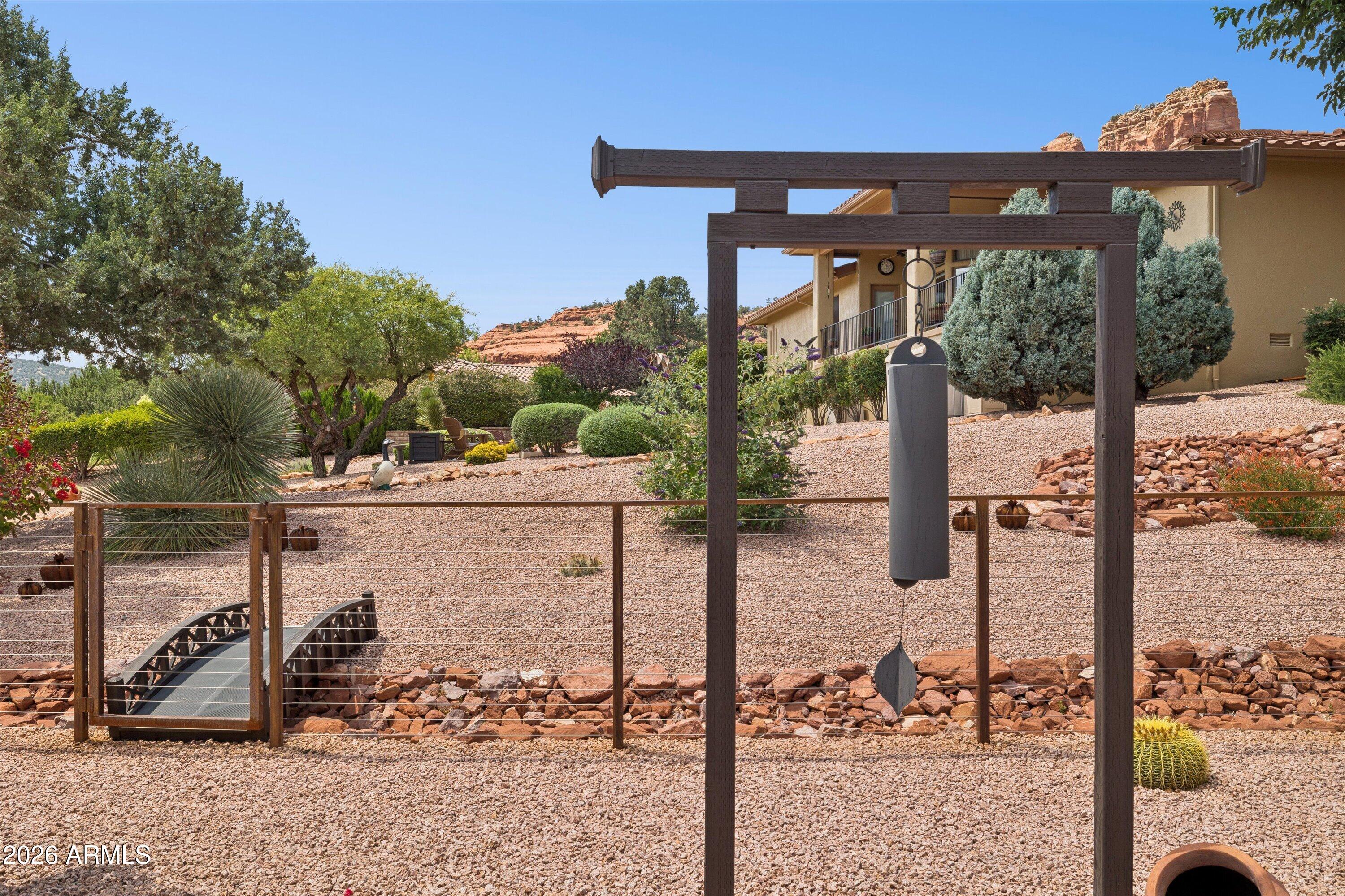 RED ROCK COVE - Residential