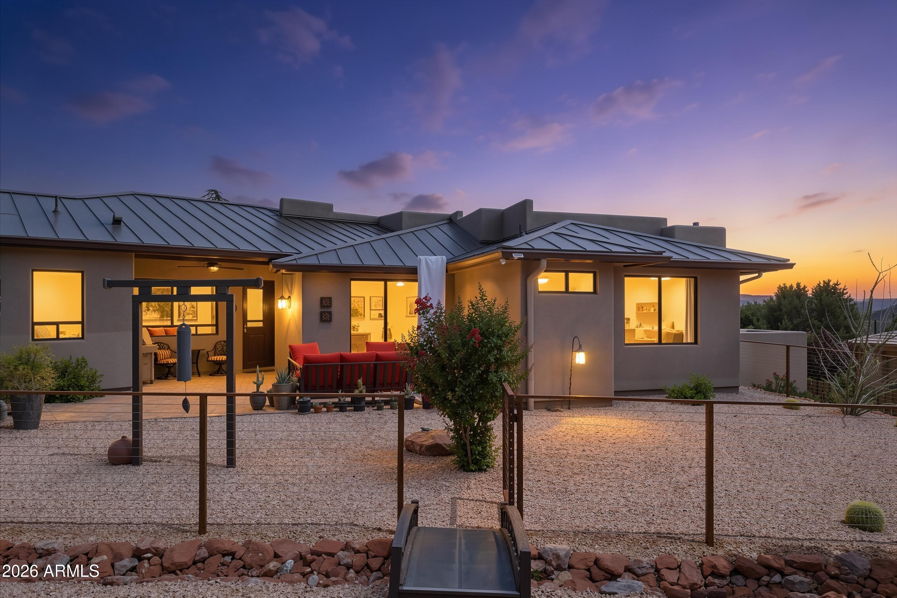 RED ROCK COVE - Residential