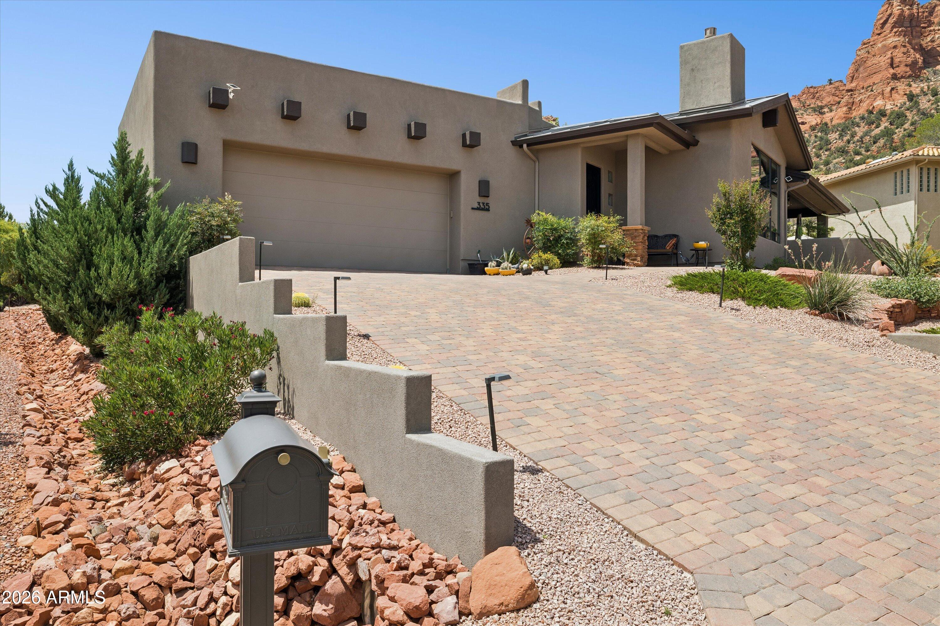 RED ROCK COVE - Residential