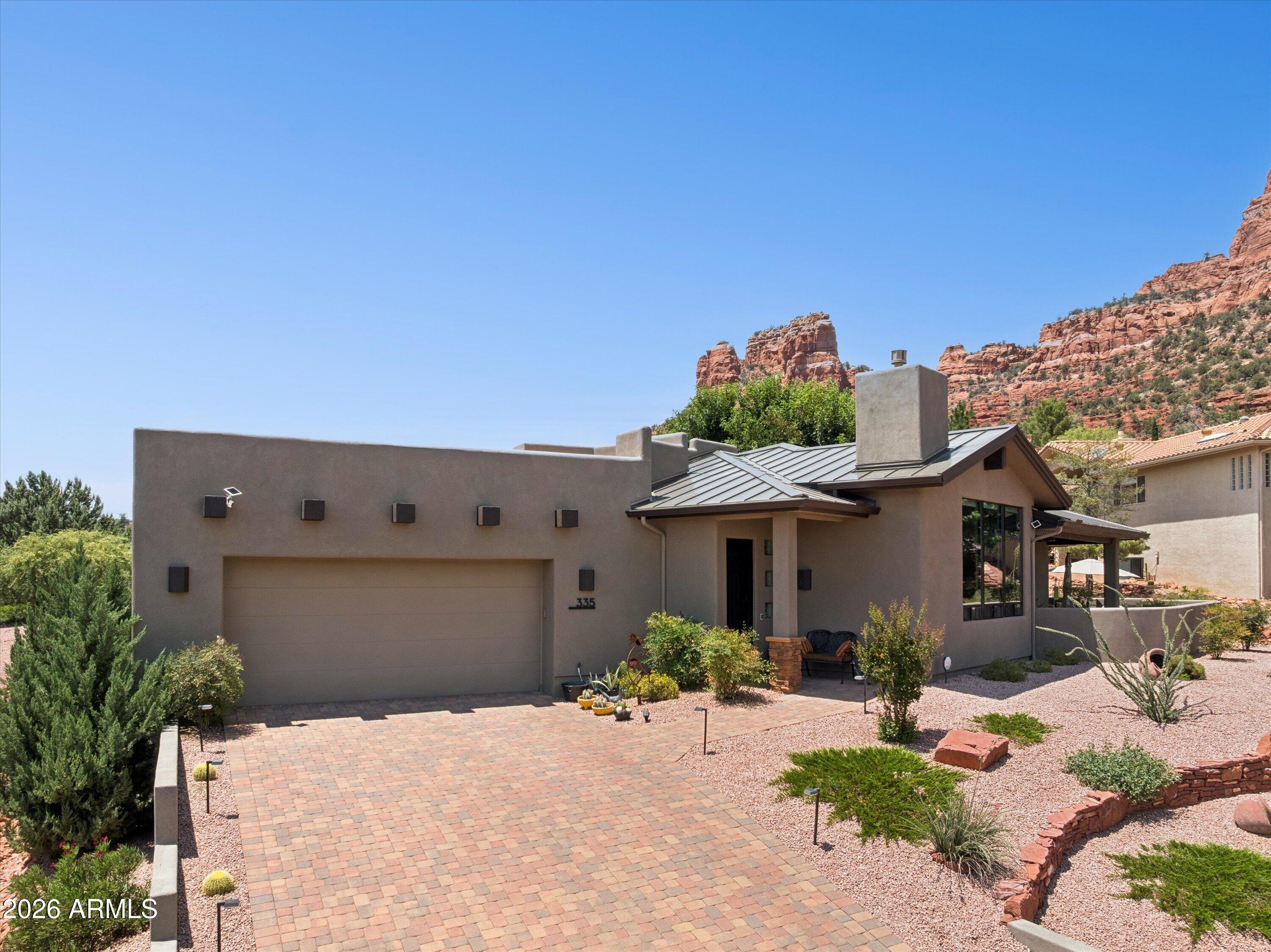 RED ROCK COVE - Residential