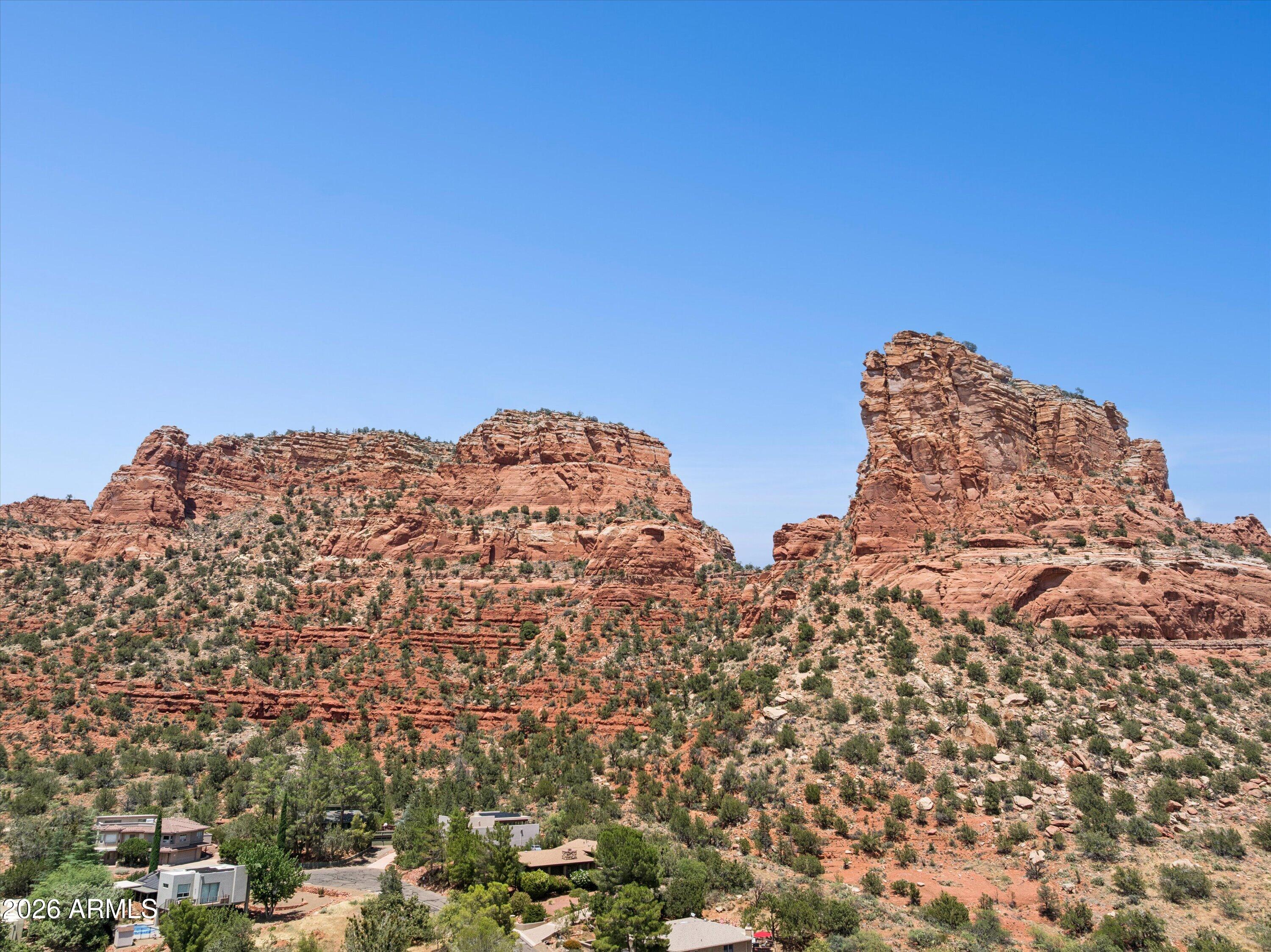 RED ROCK COVE - Residential