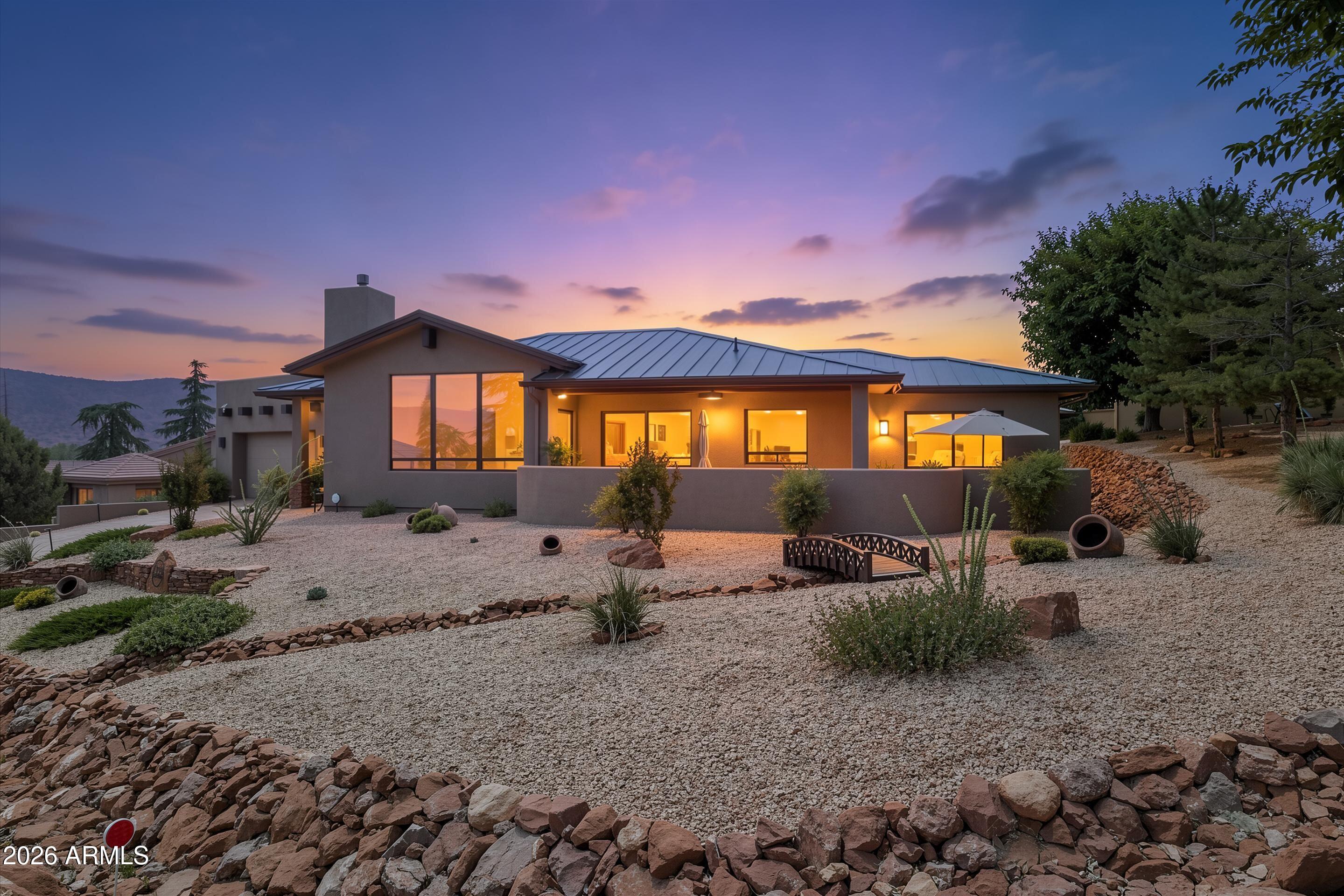 RED ROCK COVE - Residential