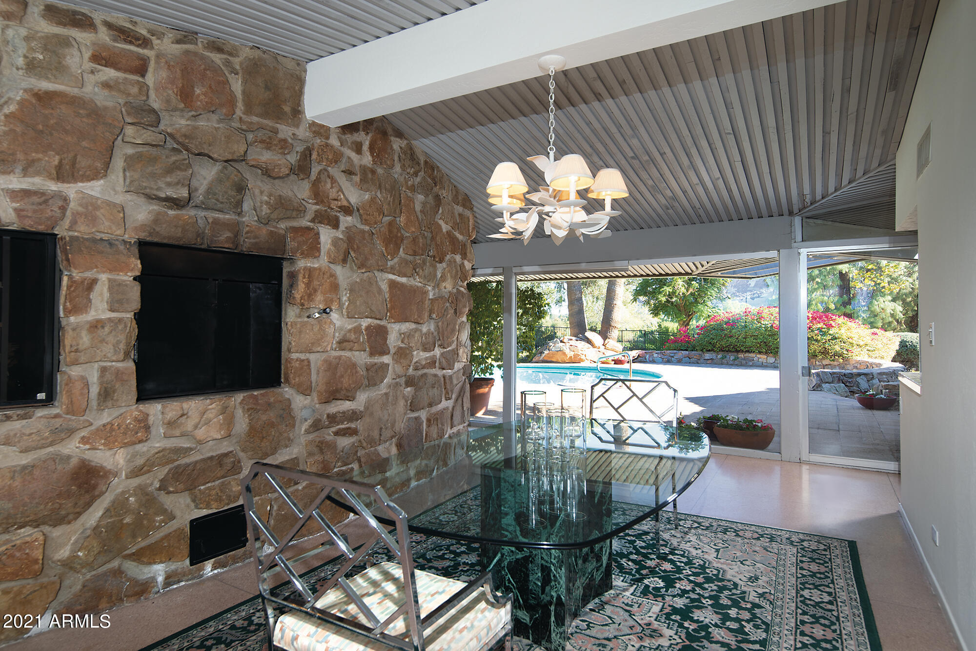 PARADISE HILLS - Residential