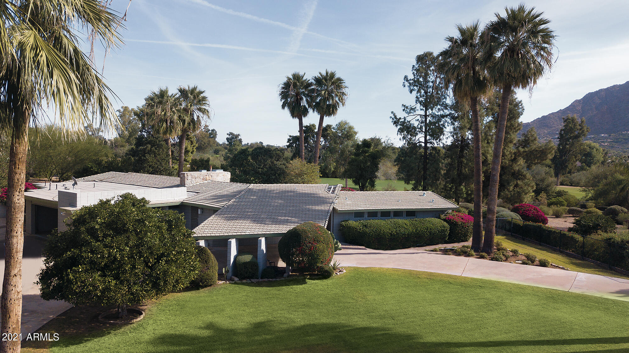 PARADISE HILLS - Residential