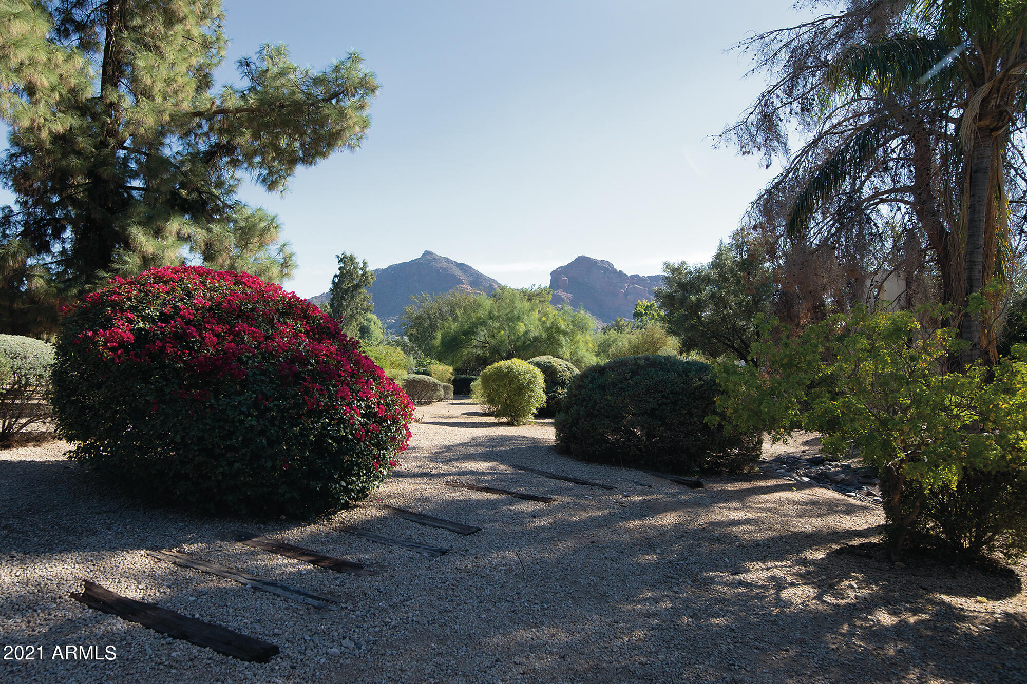 PARADISE HILLS - Residential