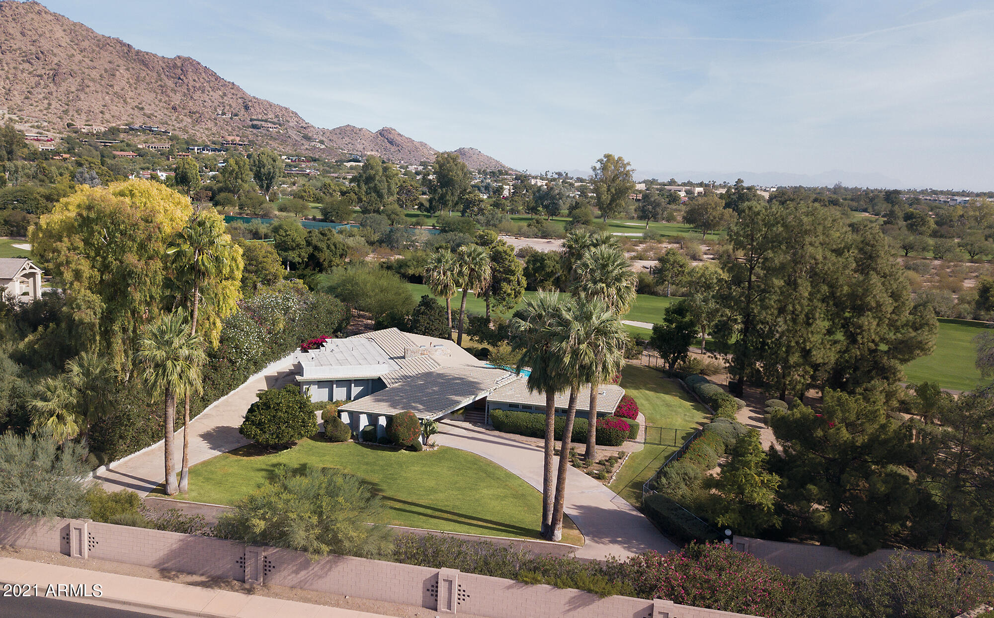 PARADISE HILLS - Residential