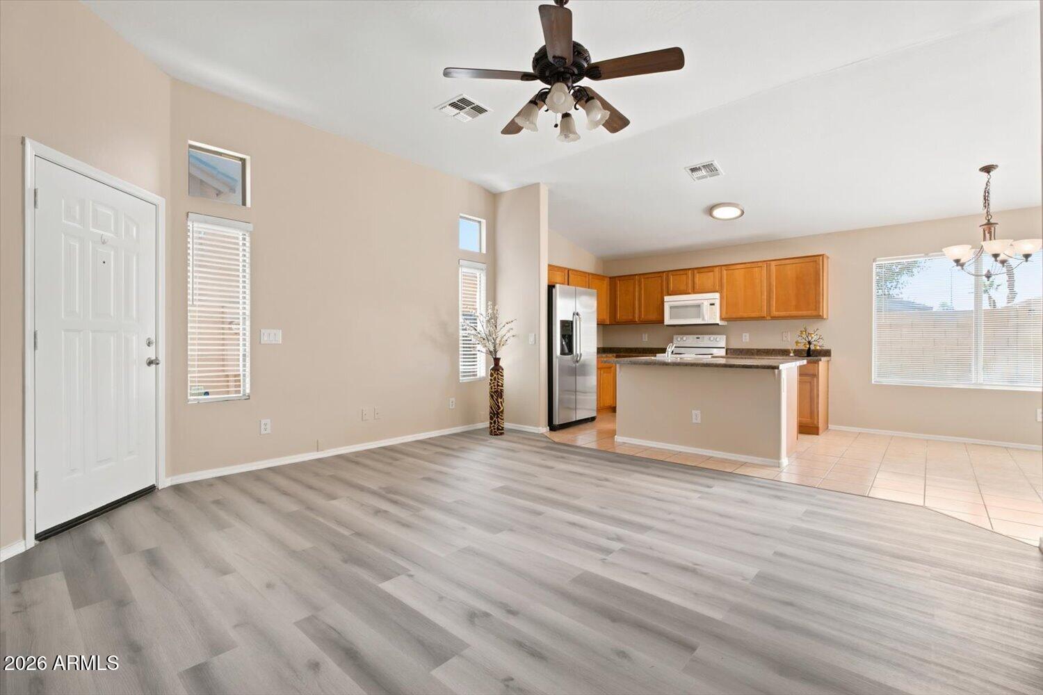 FOOTHILLS PASEO 3 CONDOMINIUM - Residential