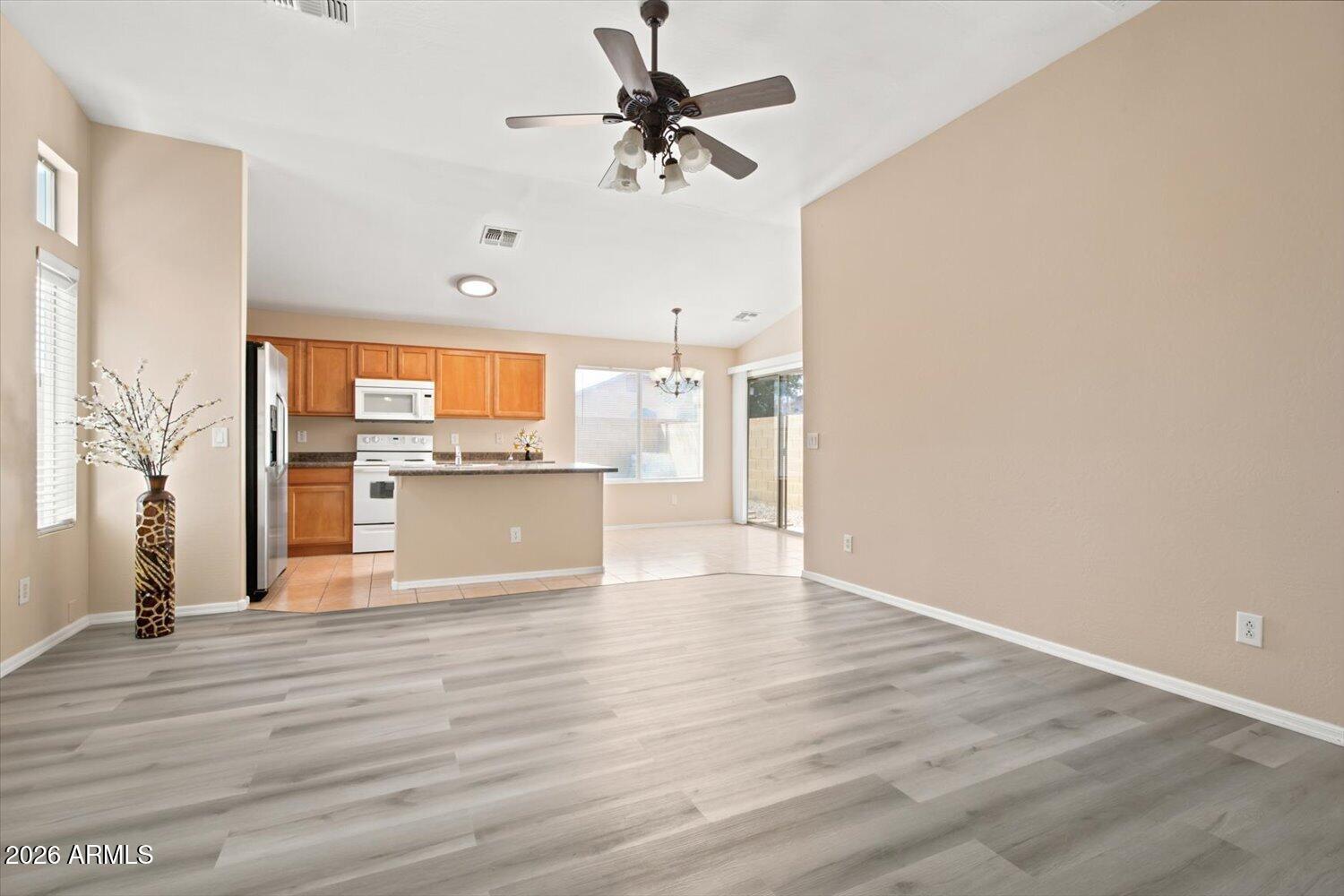 FOOTHILLS PASEO 3 CONDOMINIUM - Residential