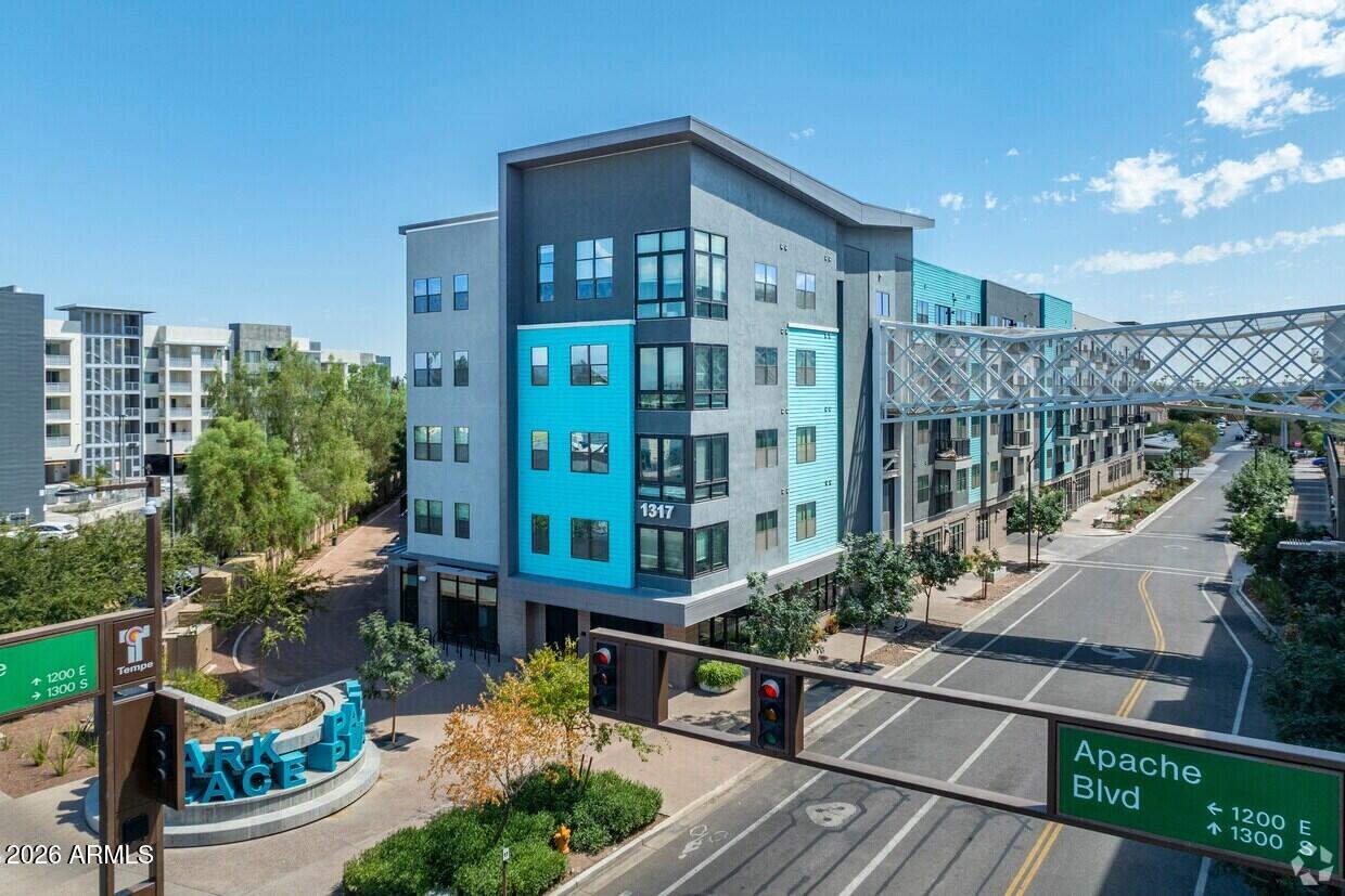 PARK PLACE - Commercial Lease