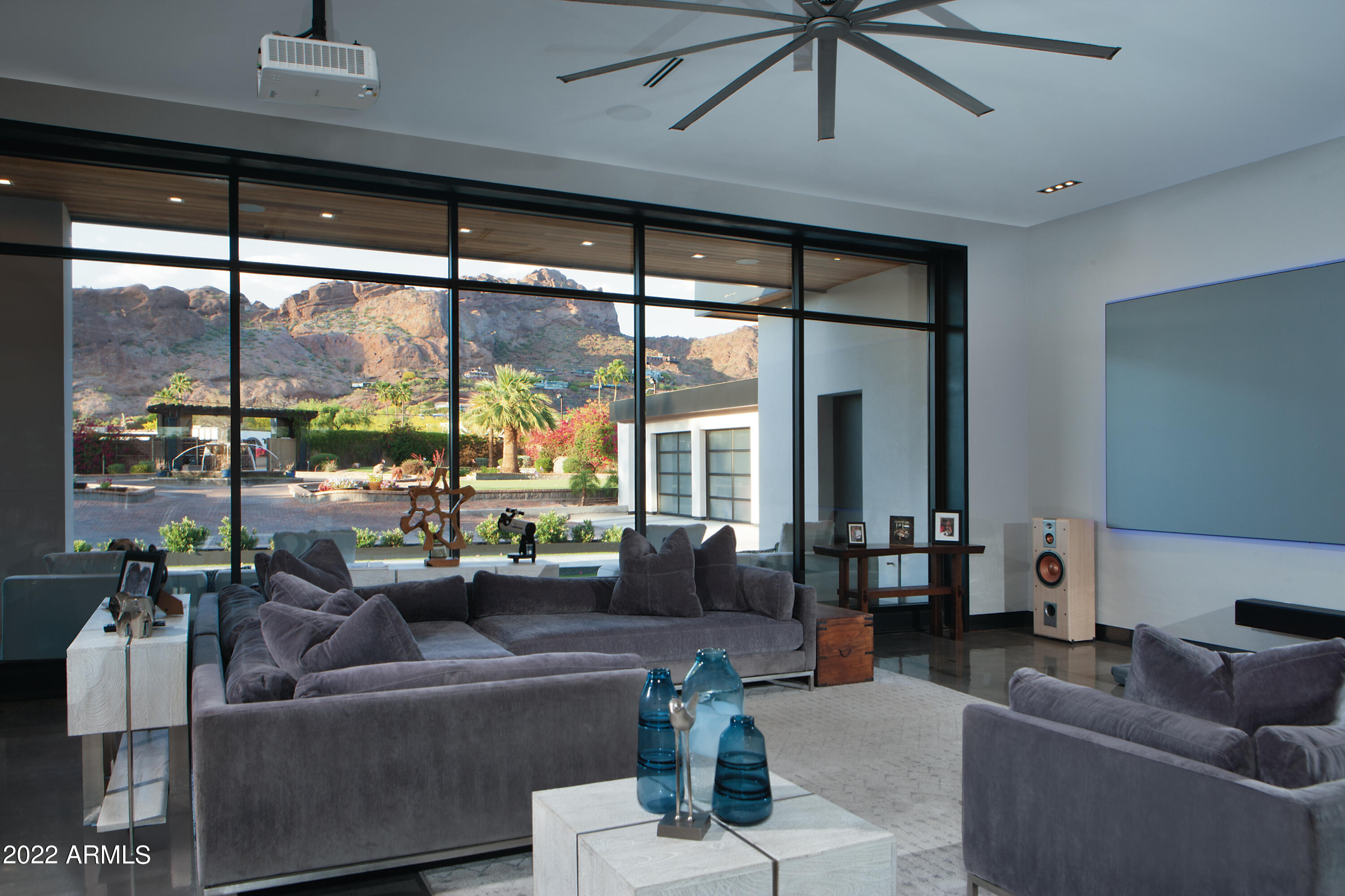 ARCADIA REPLAT - Residential