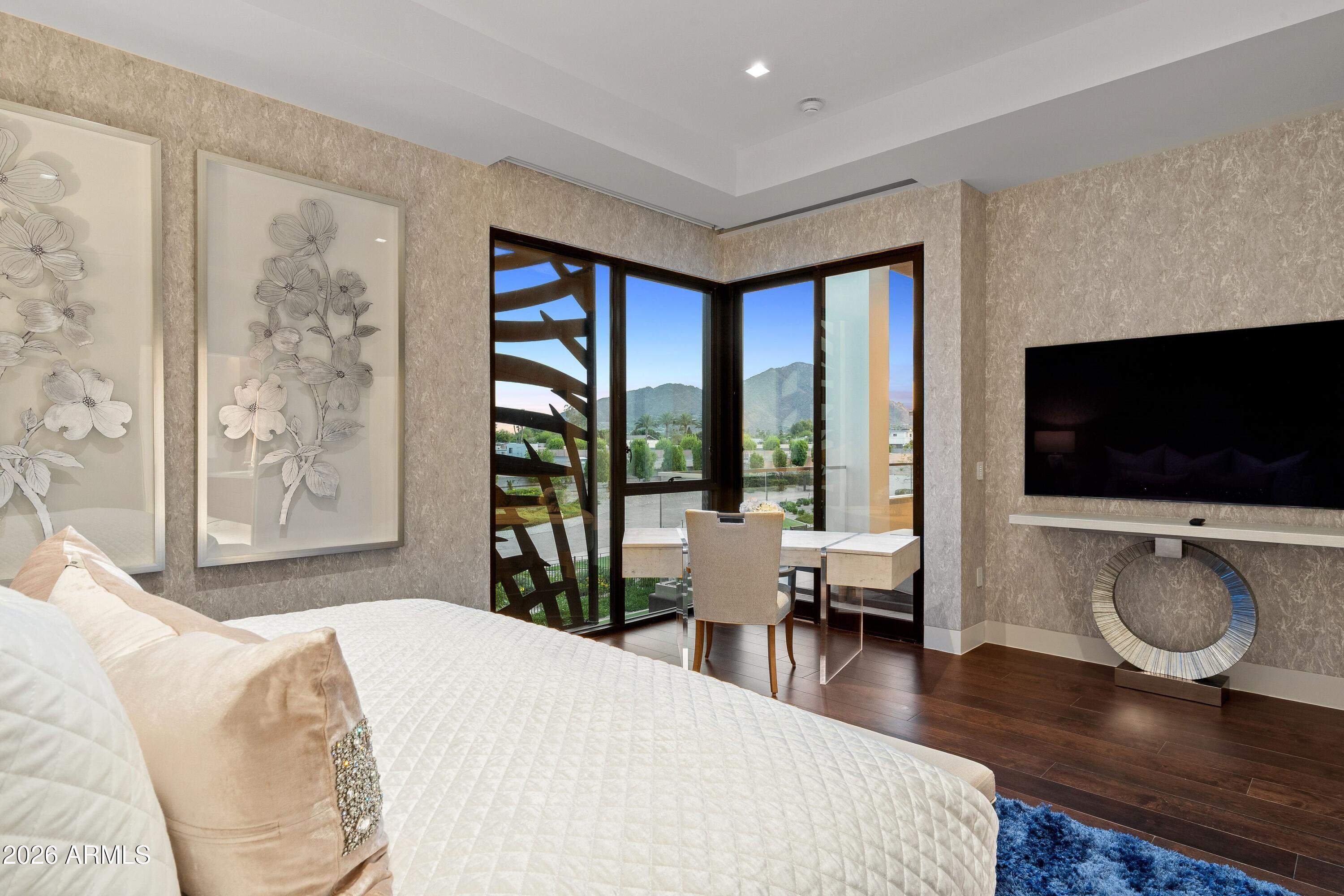 7000 EAST LINCOLN VILLAS CONDOMINIUM 1 - Residential