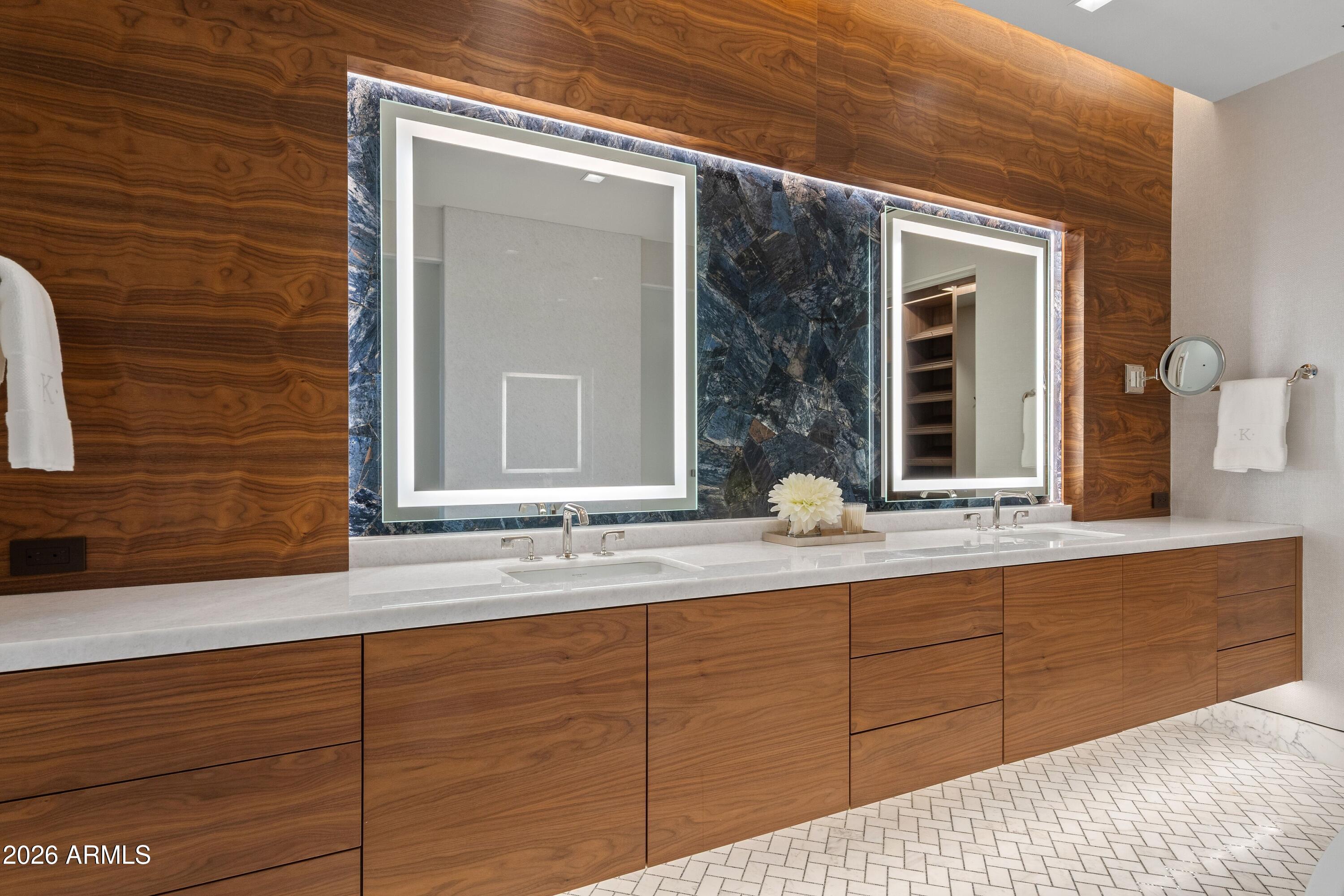 7000 EAST LINCOLN VILLAS CONDOMINIUM 1 - Residential