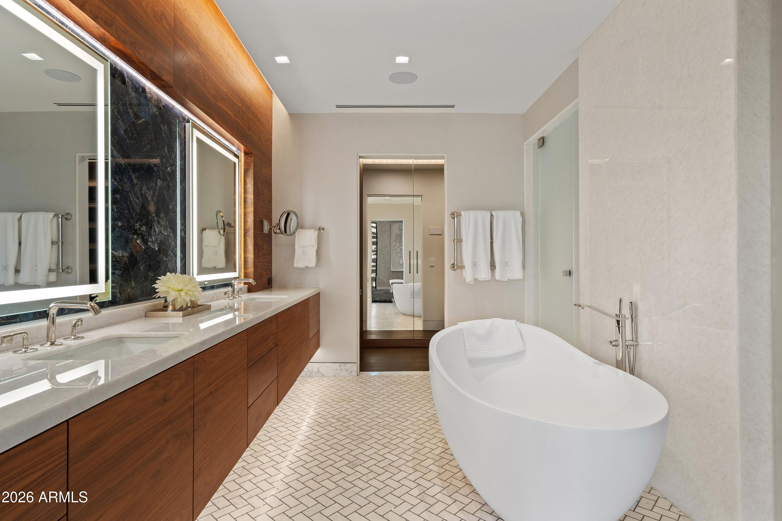 7000 EAST LINCOLN VILLAS CONDOMINIUM 1 - Residential
