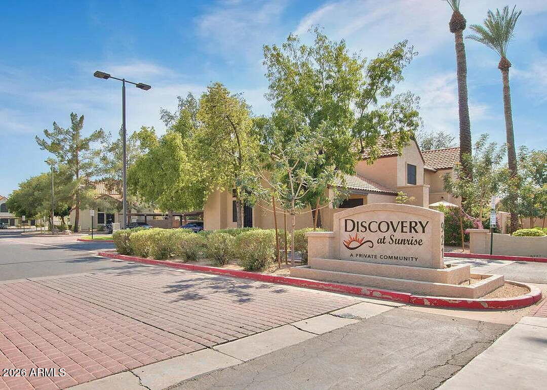 DISCOVERY AT CONTINENTAL ORCHARD - Residential Lease