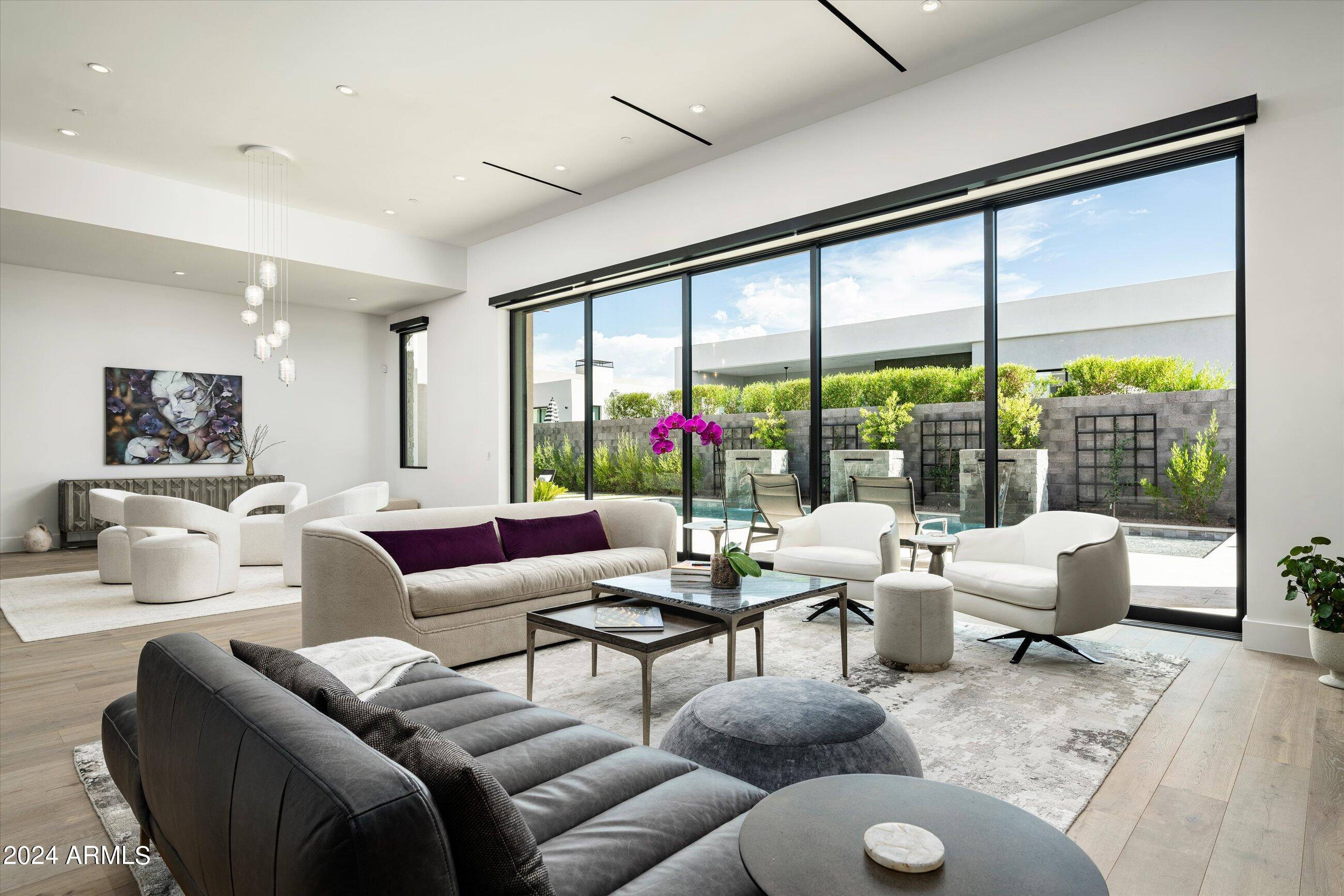 RITZ-CARLTON PARCEL B - Residential
