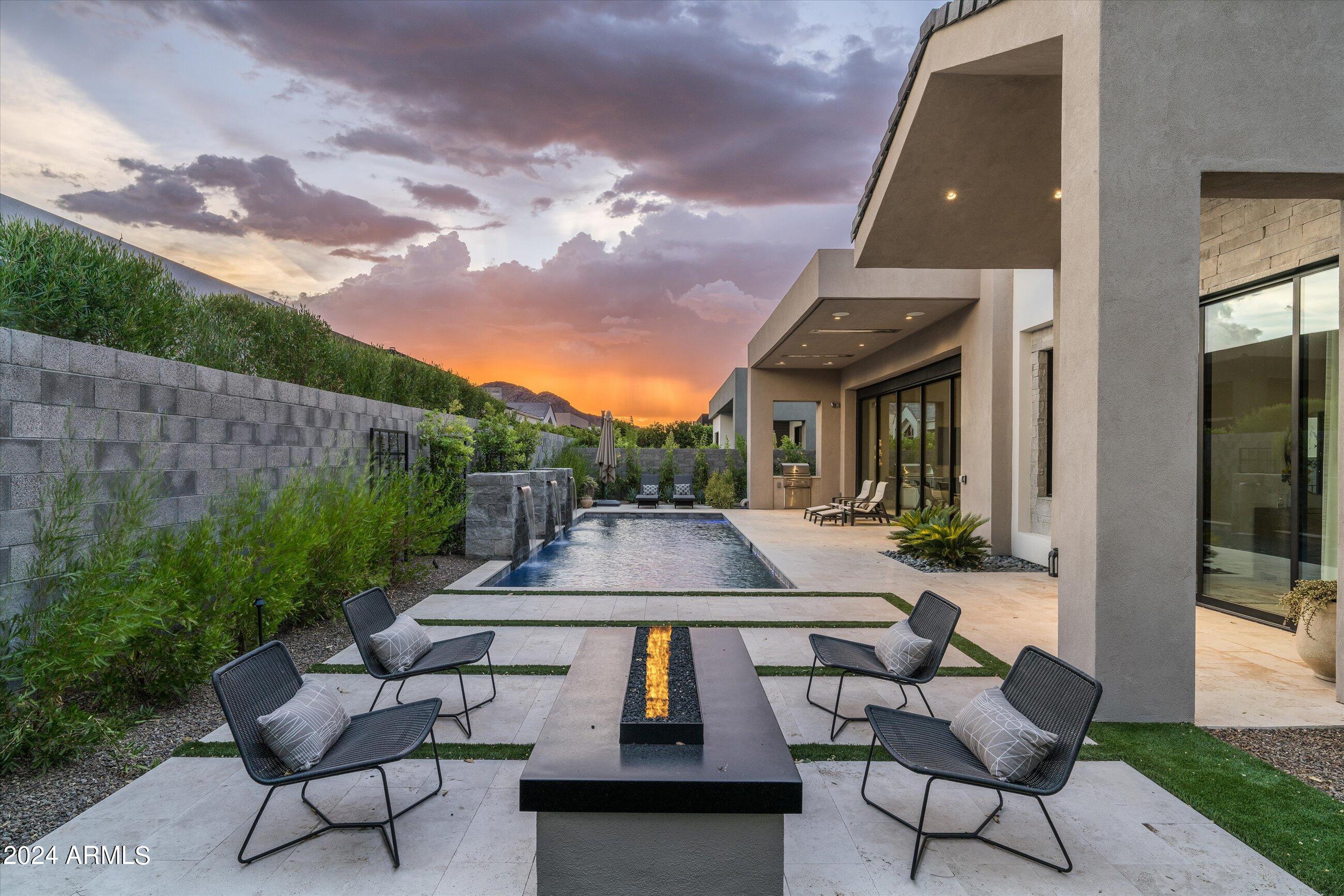 RITZ-CARLTON PARCEL B - Residential