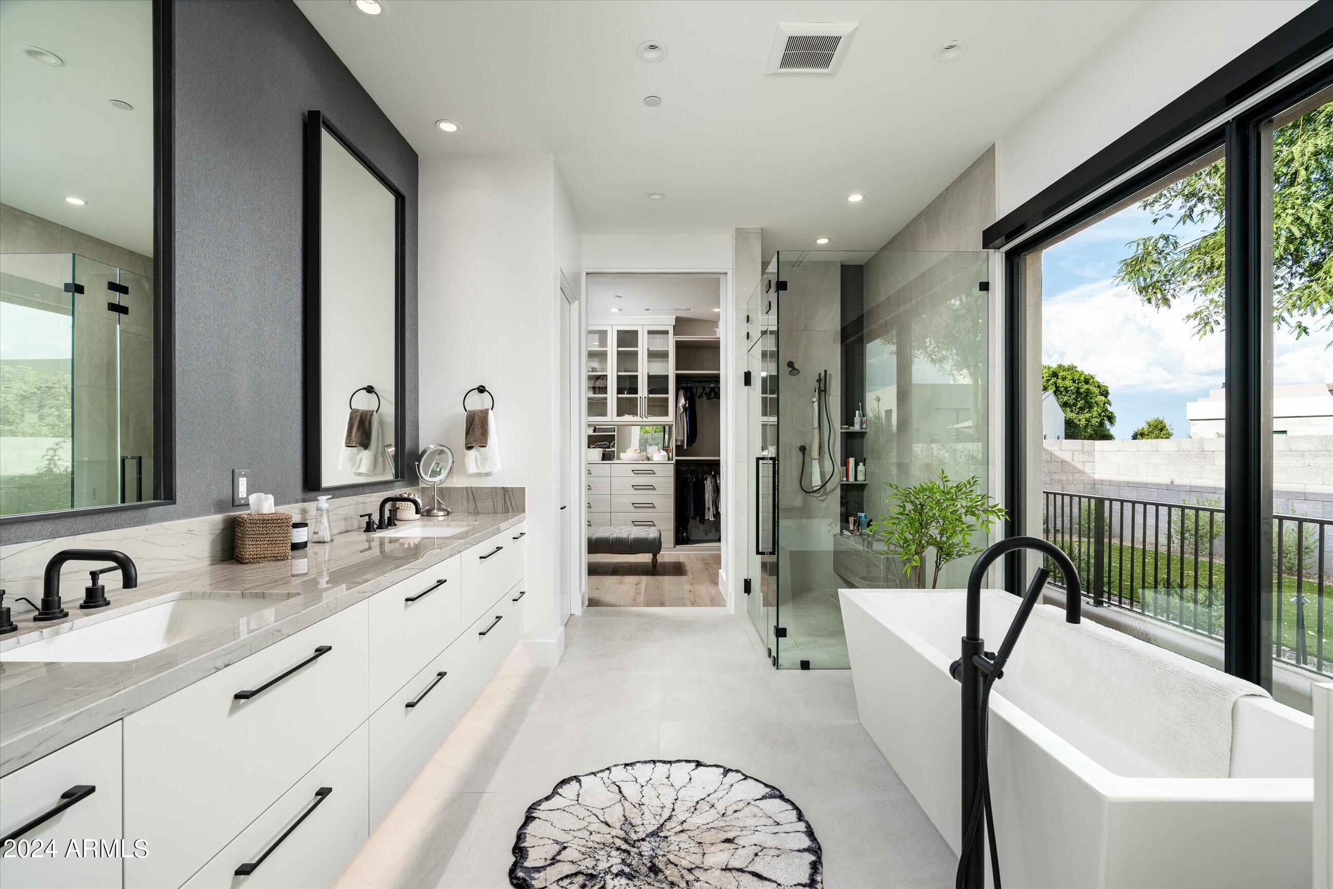 RITZ-CARLTON PARCEL B - Residential